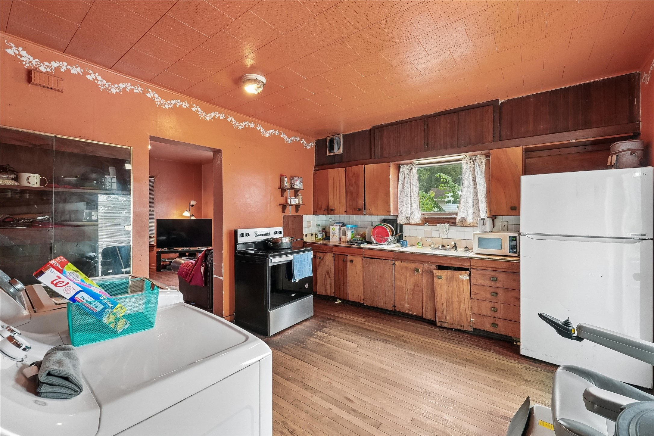 1164 19th Street Property Photo 12