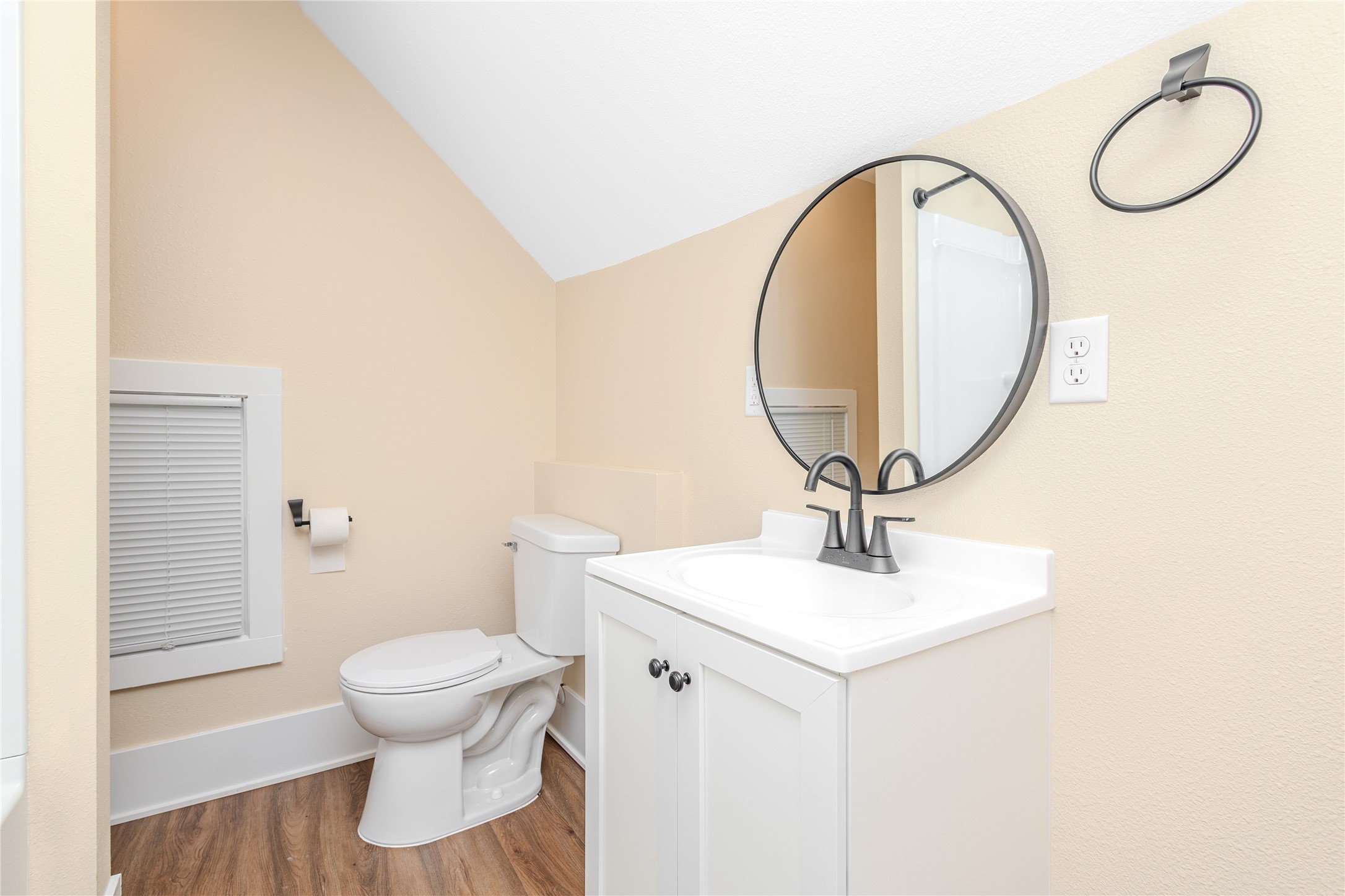 700 Arthur Avenue Property Photo 17