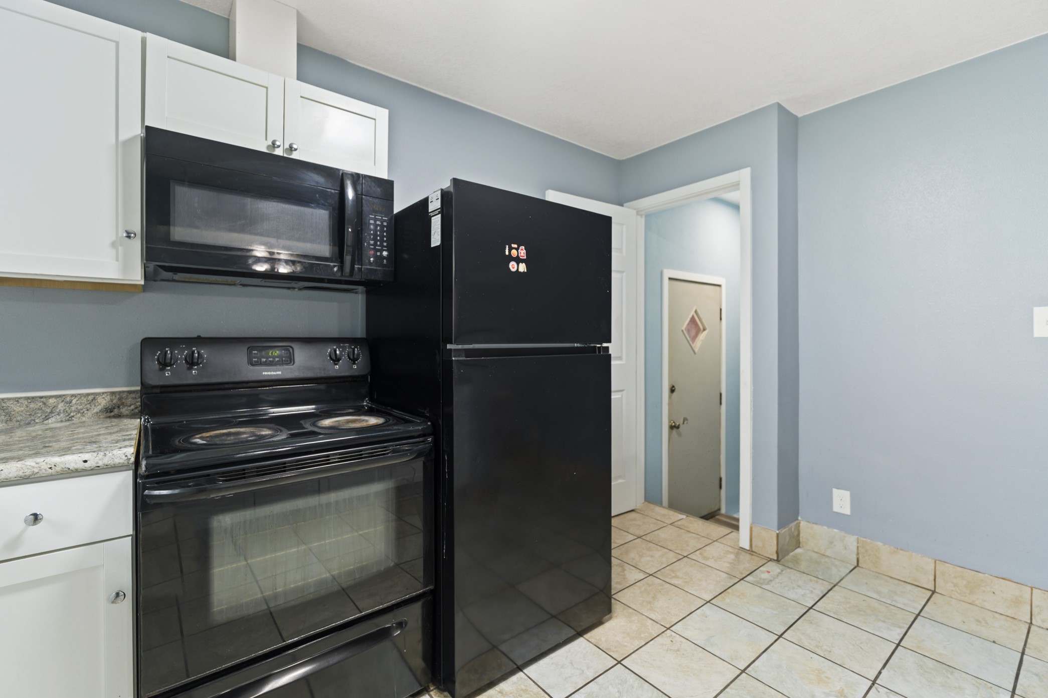 616 Creston Avenue Property Photo 11