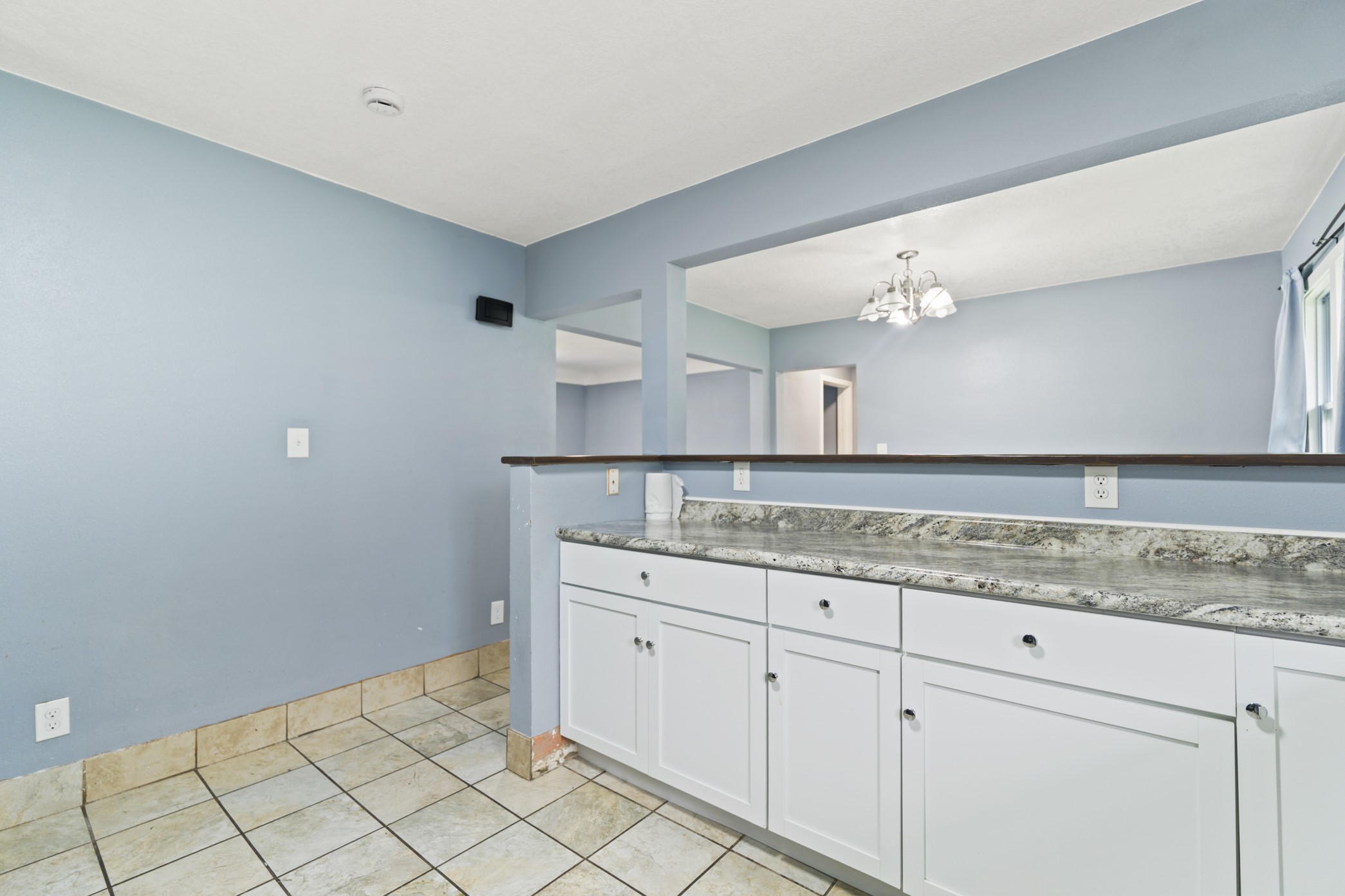 616 Creston Avenue Property Photo 13
