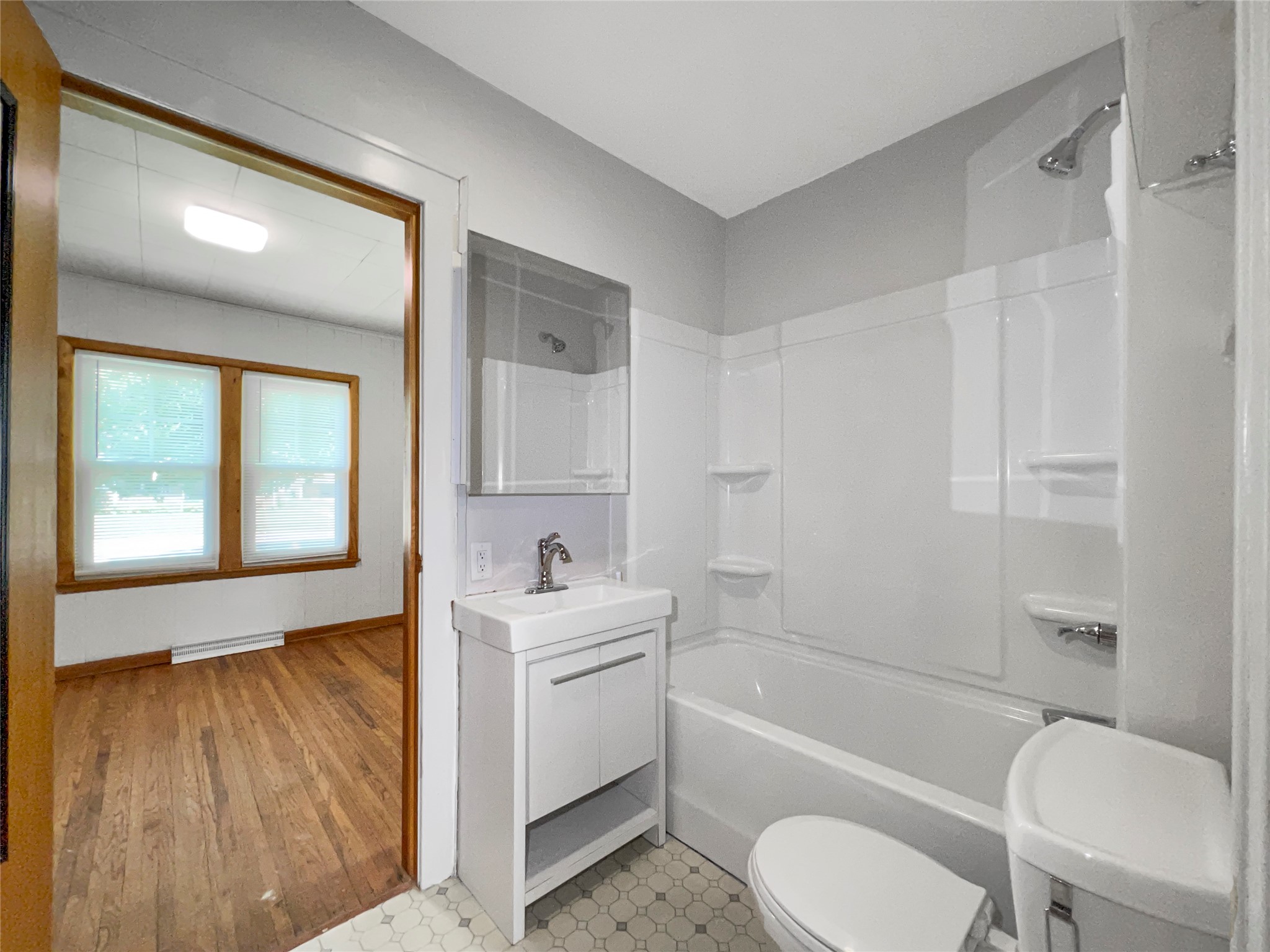 1220 Lincoln Way Property Photo 13