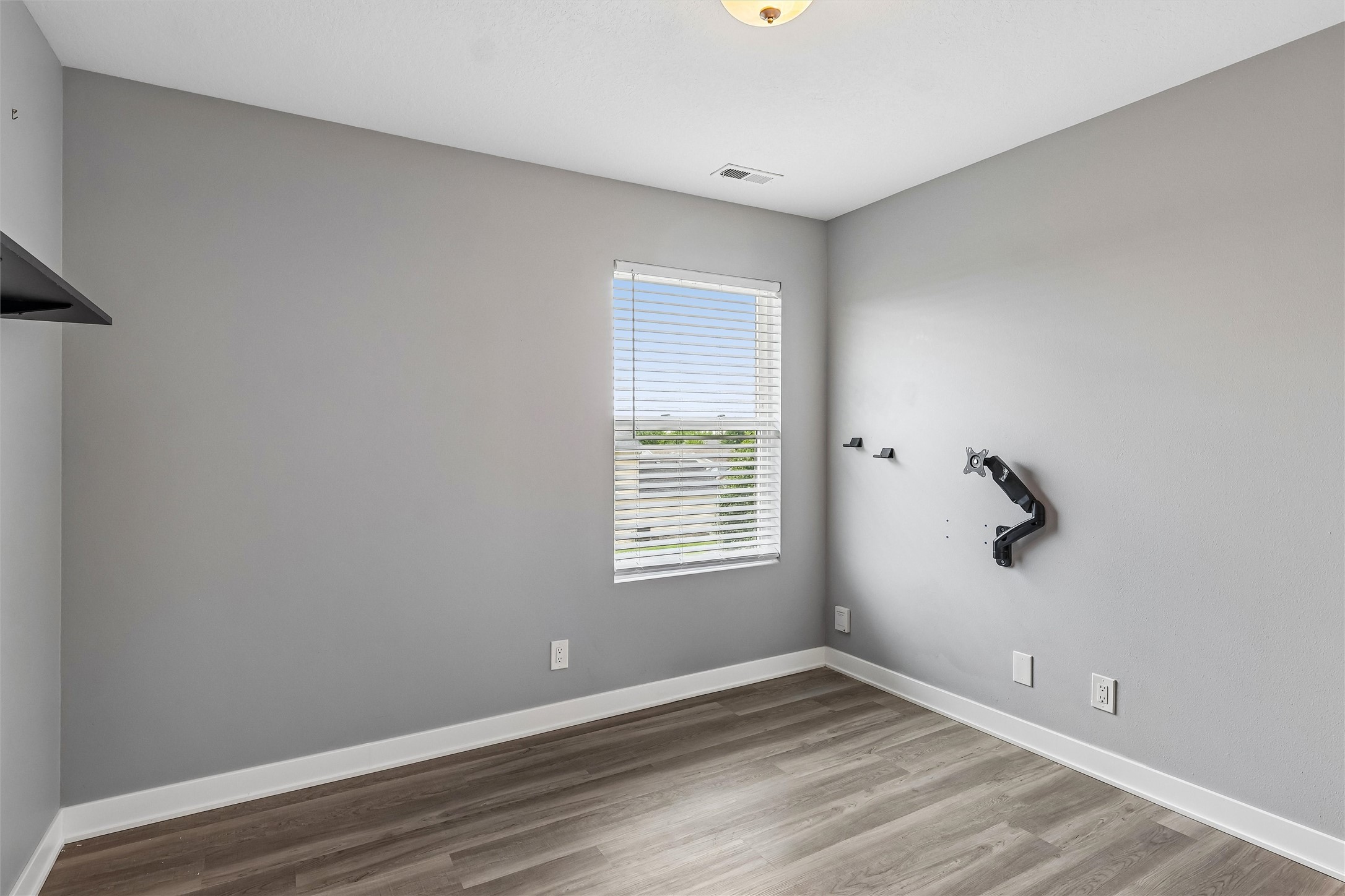 4704 Ne Hayes Drive Property Photo 17
