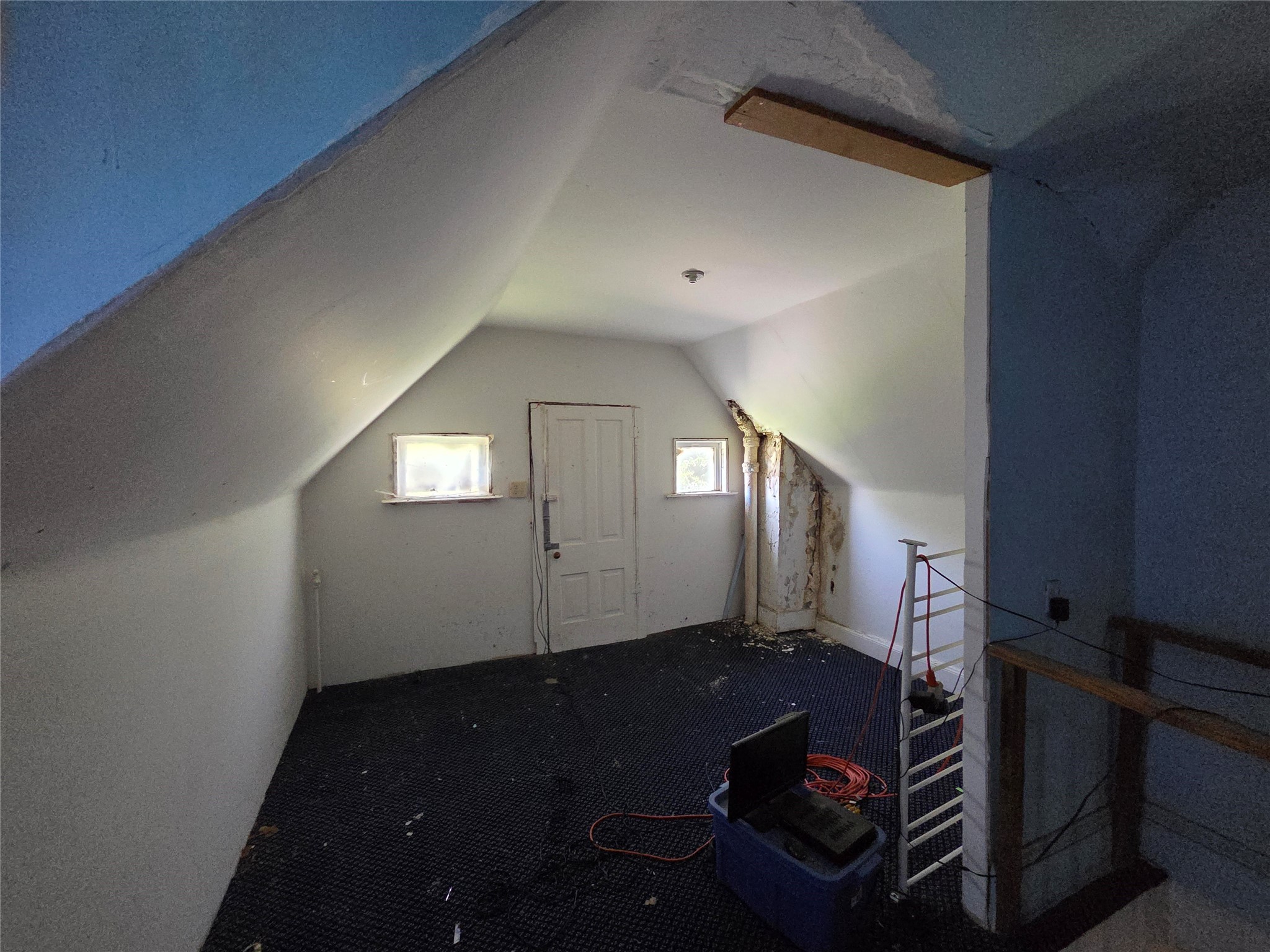 313 E North Street Property Photo 12