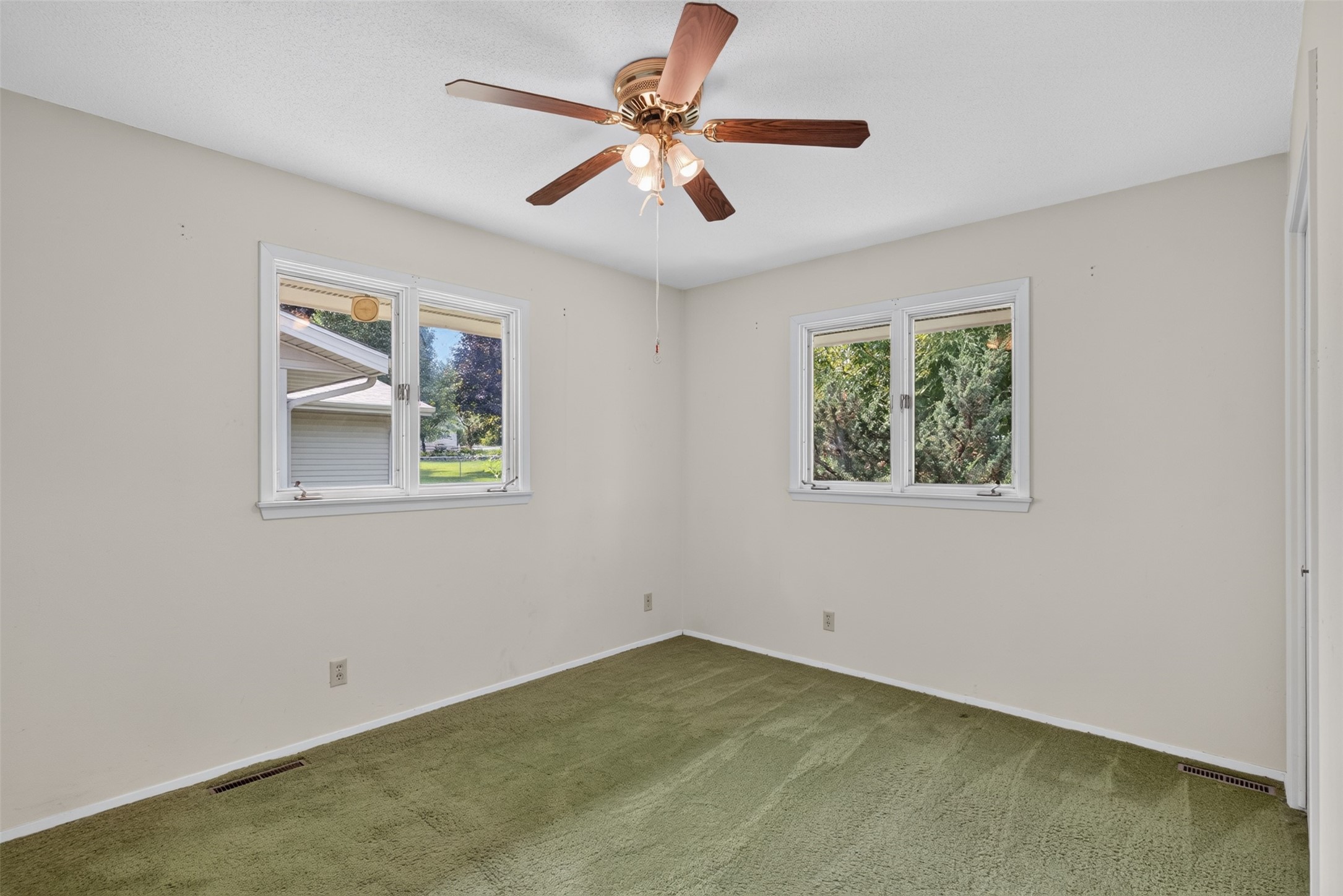 2615 Hoover Avenue Property Photo 16