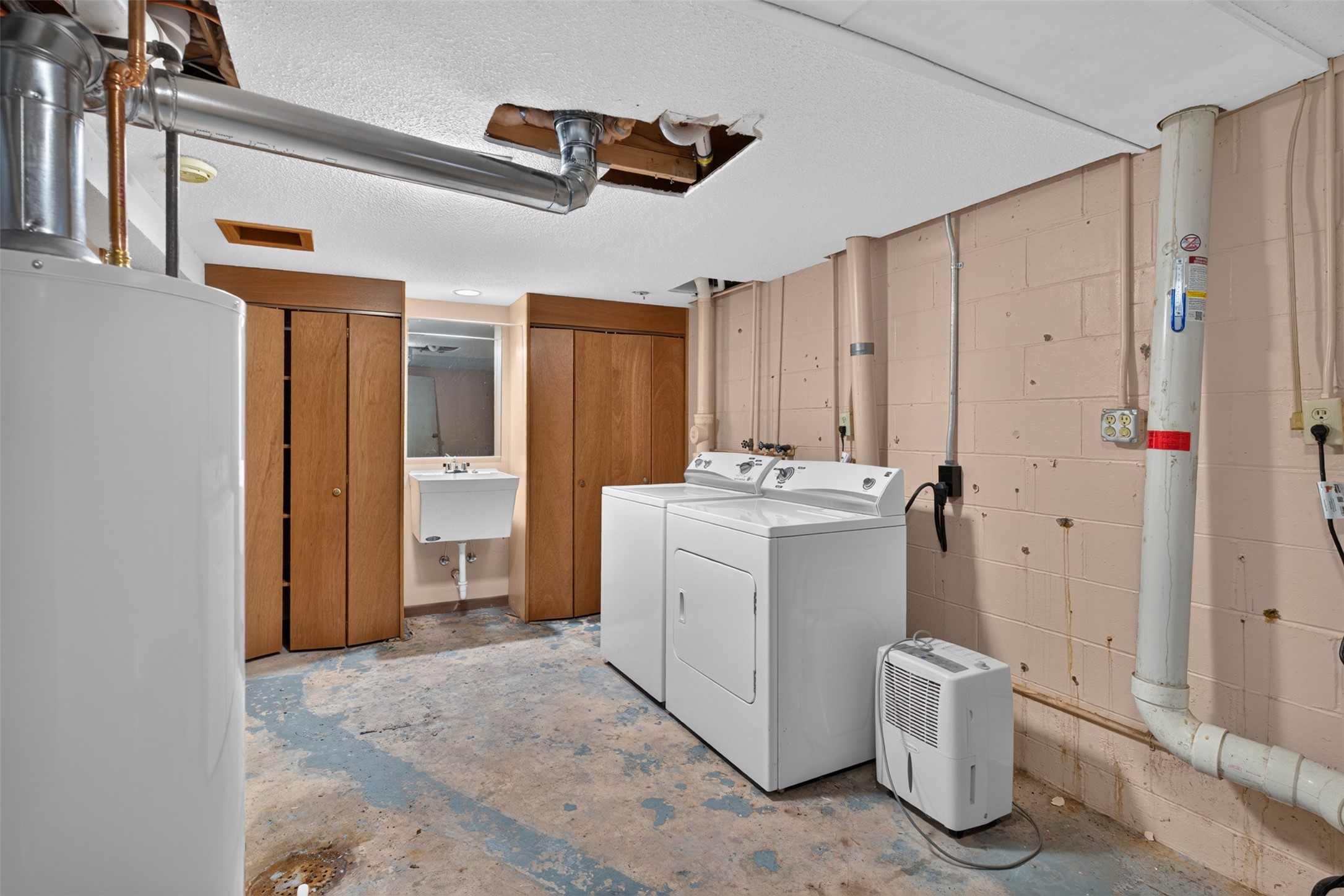 2615 Hoover Avenue Property Photo 26