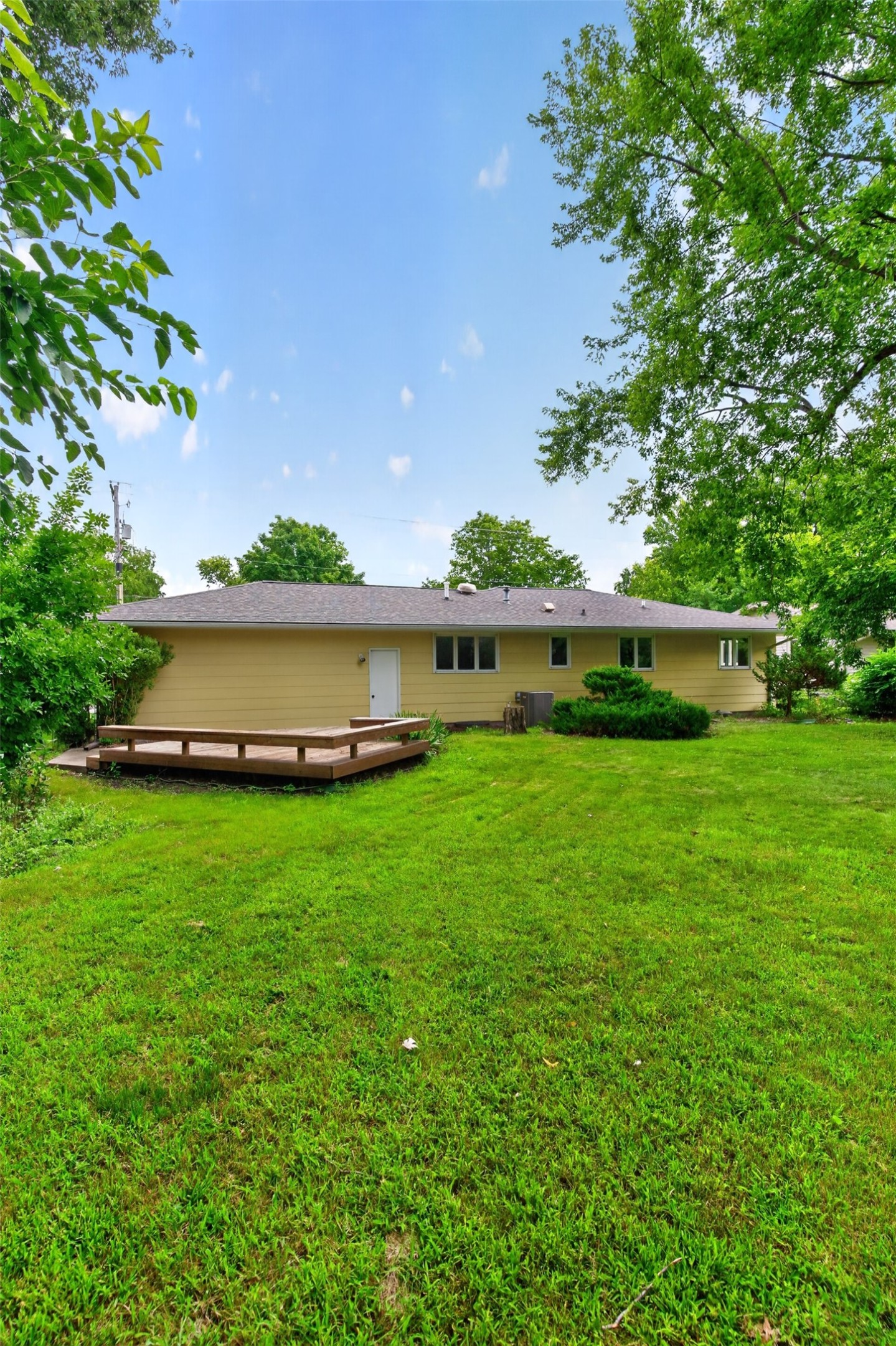 2615 Hoover Avenue Property Photo 31