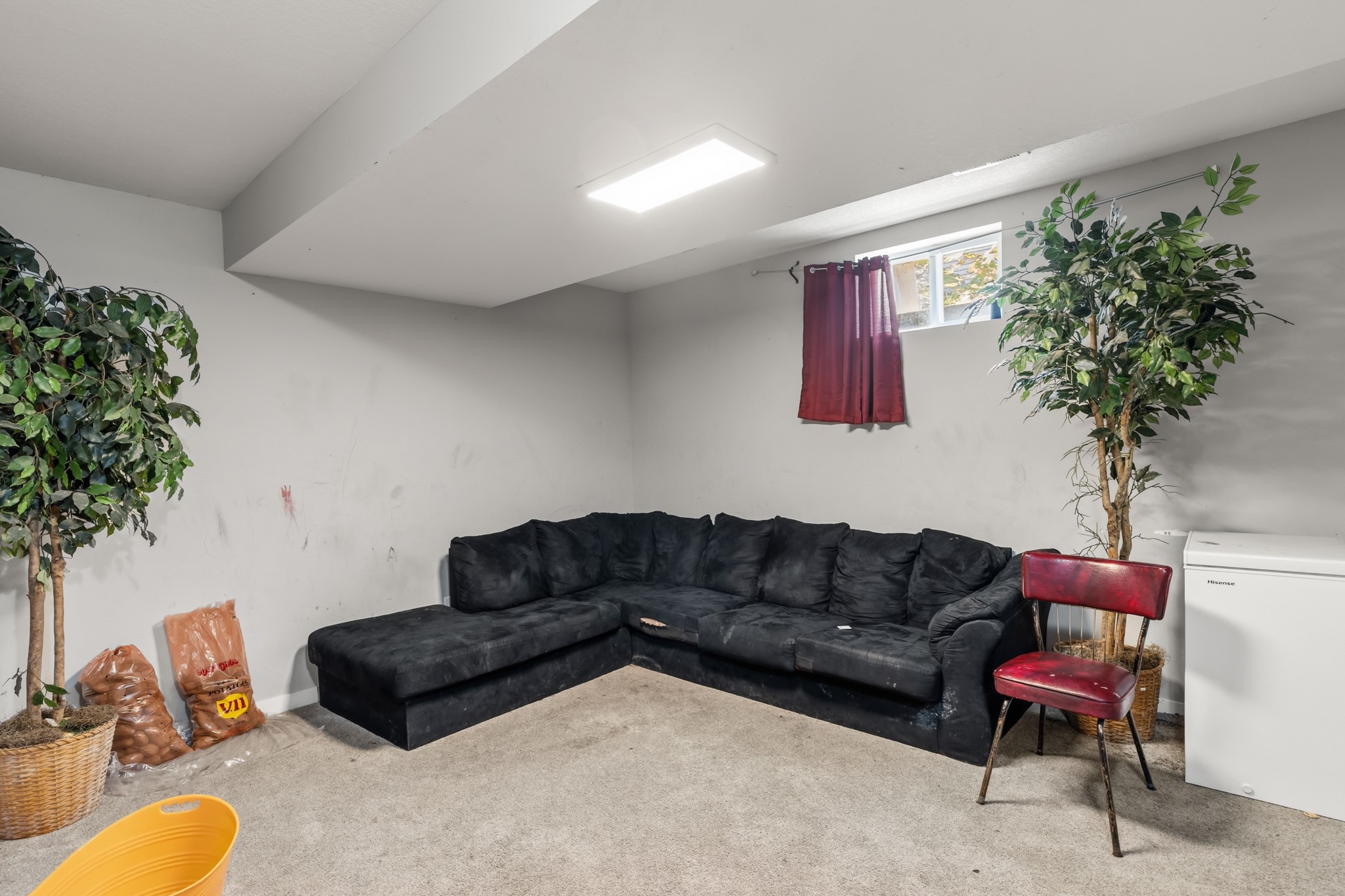 2121 E 25th Street Property Photo 15