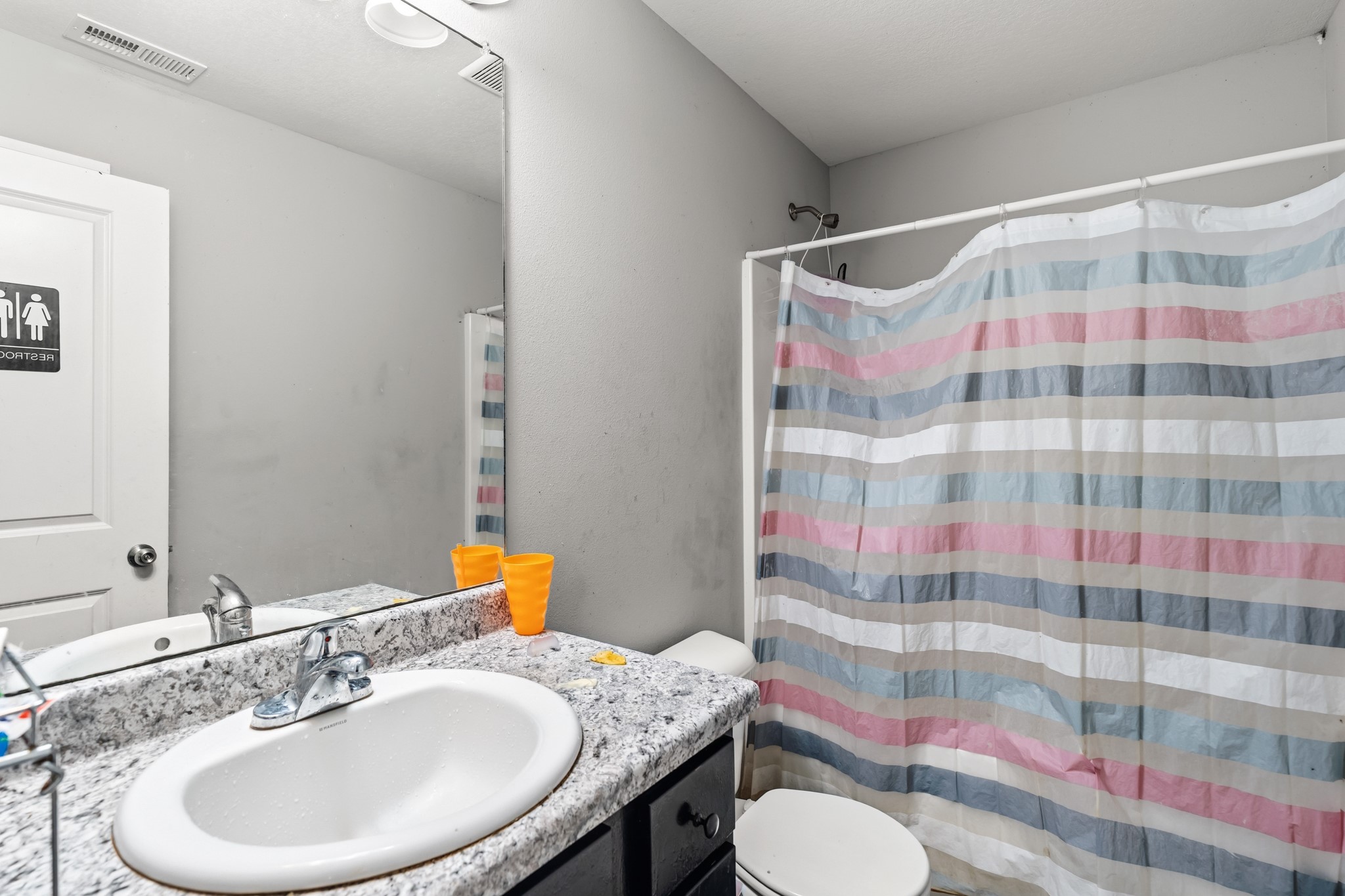 2121 E 25th Street Property Photo 20