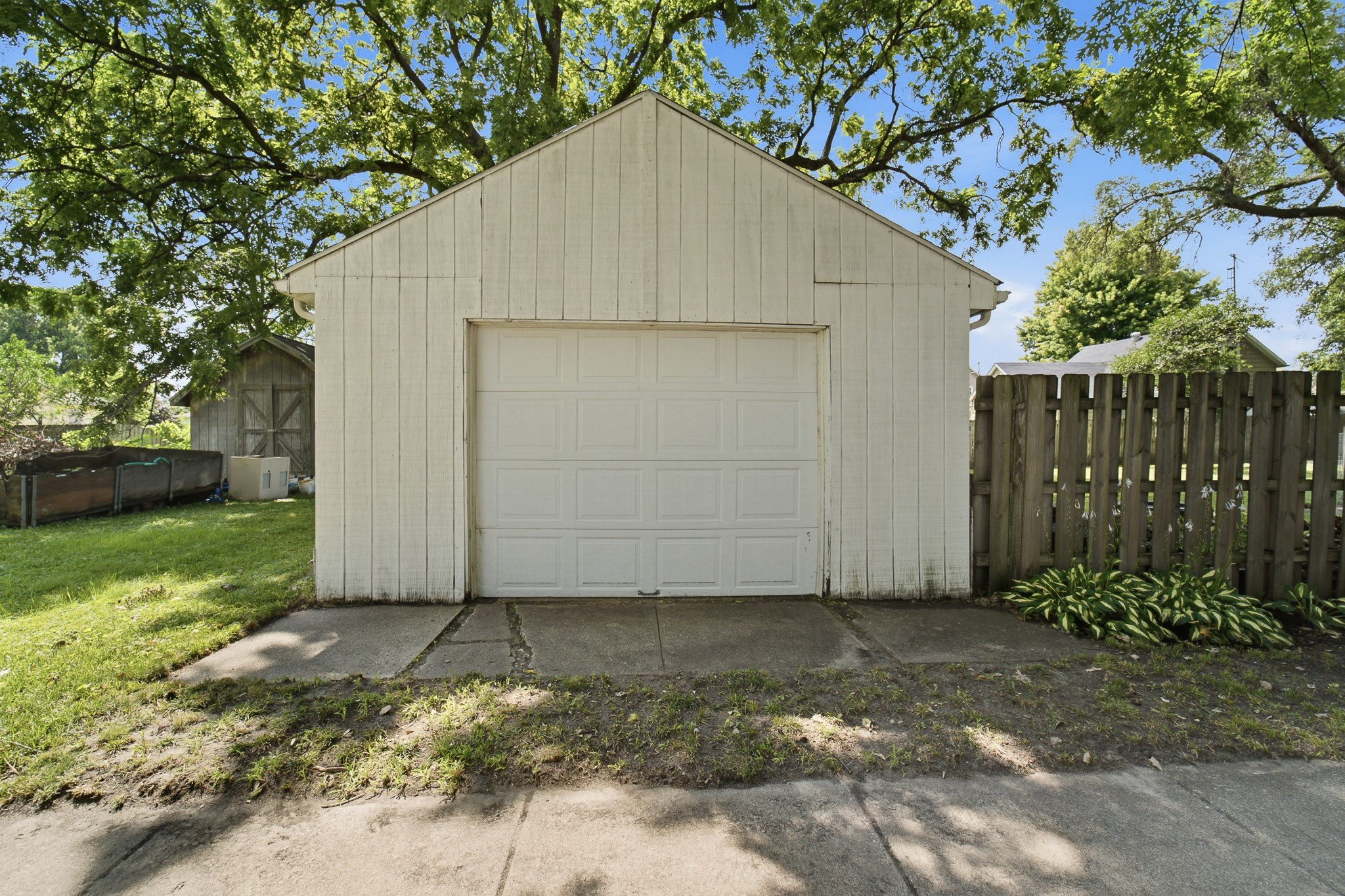 402 W Mamie Eisenhower Avenue Property Photo 22