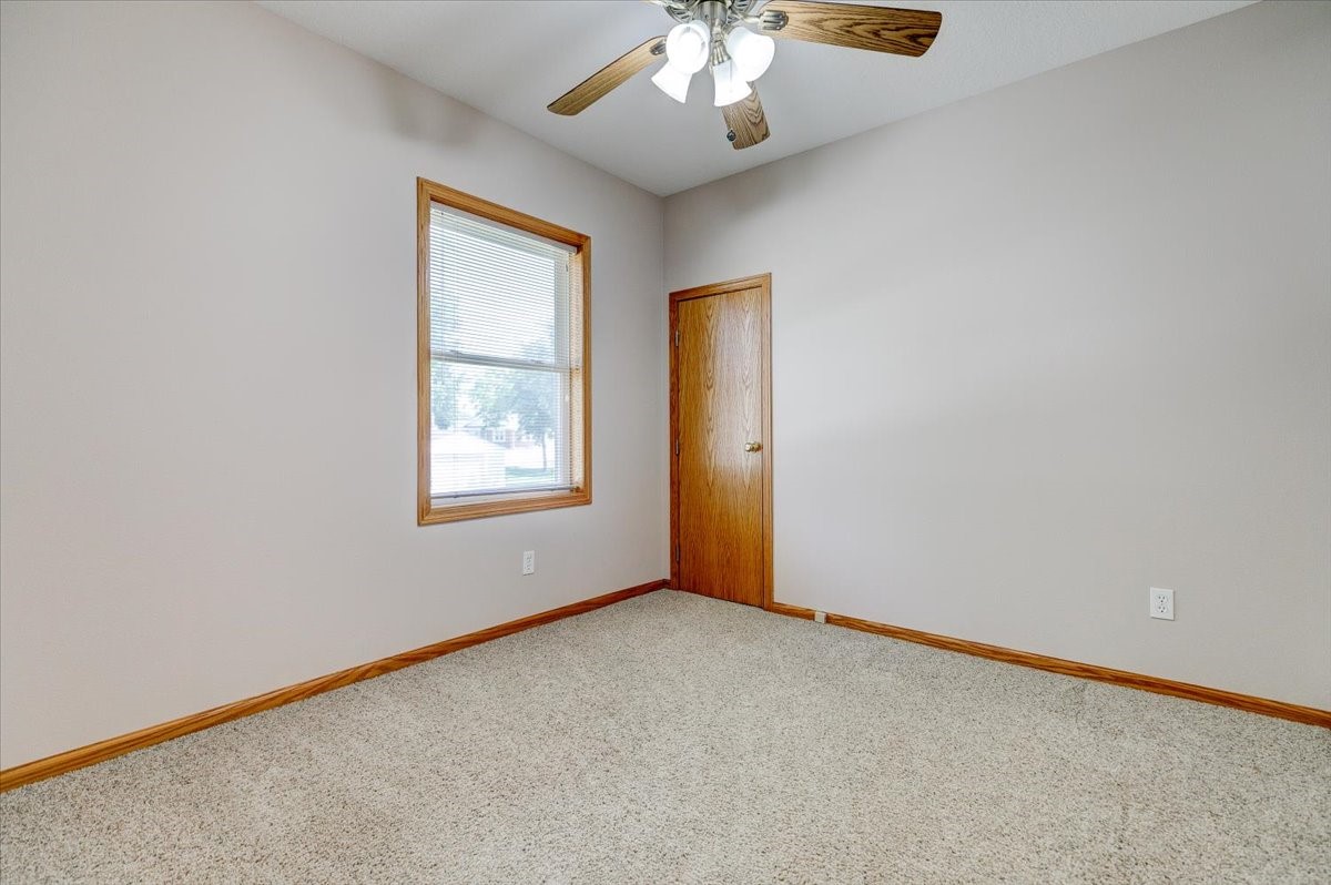 801 S Main Street Property Photo 15