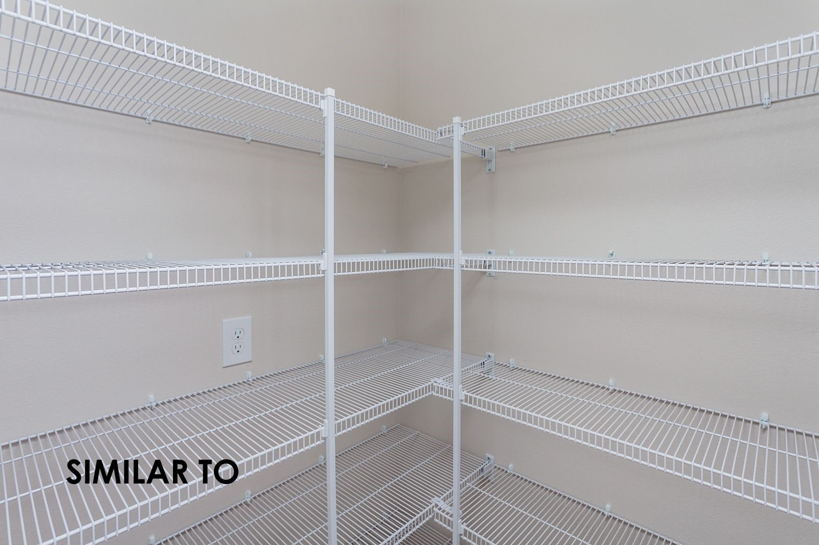 420 S Walnut Drive Property Photo 2