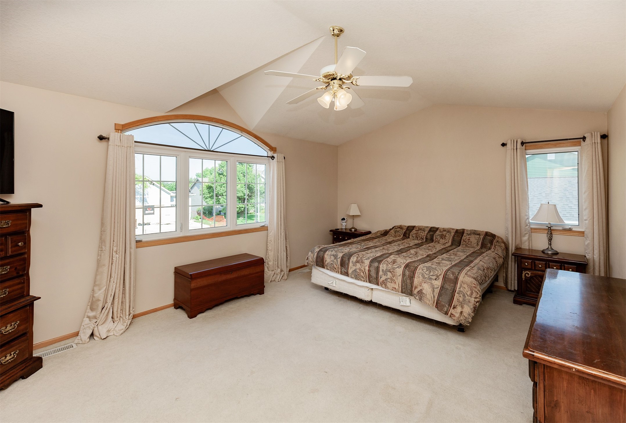 7077 Ridgedale Court Property Photo 14