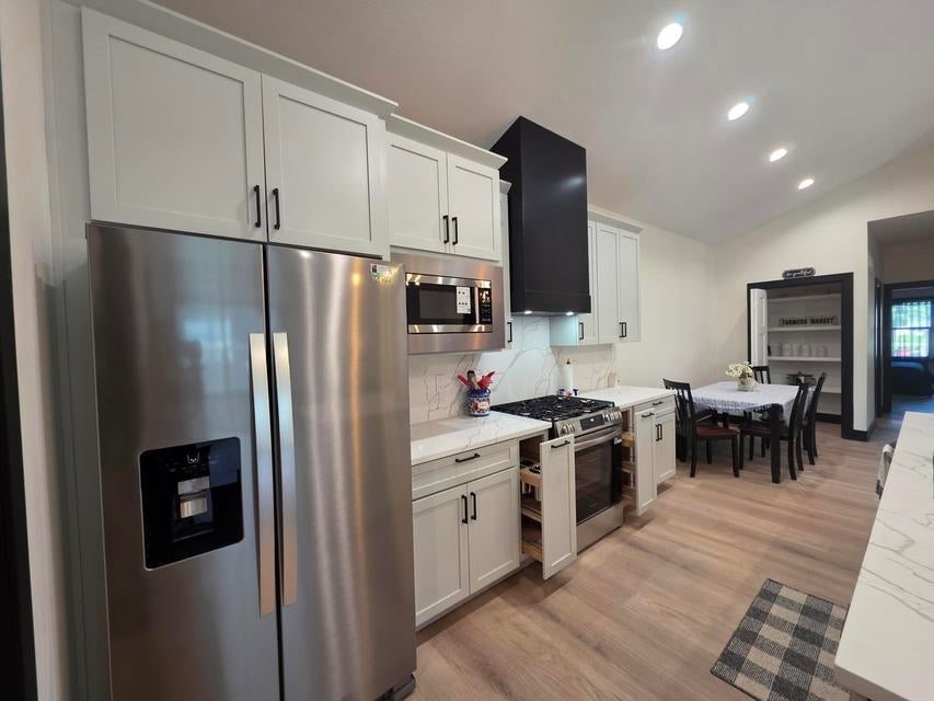 718 Ringold Street Property Photo 6