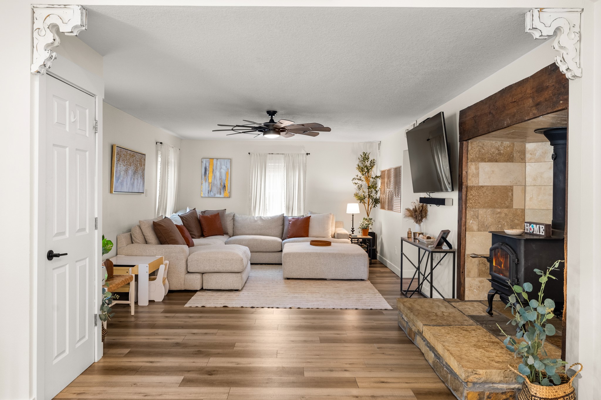 401 Summer Street Property Photo 11