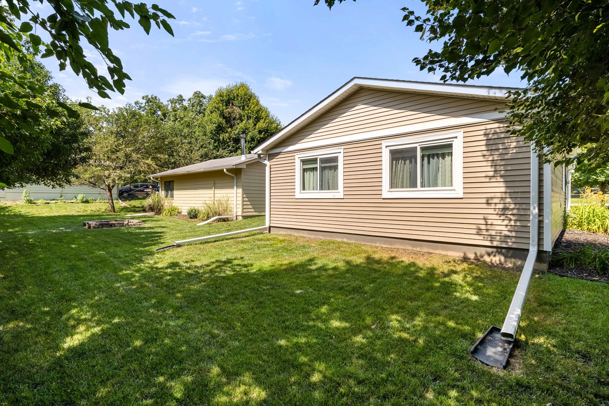 401 Summer Street Property Photo 33