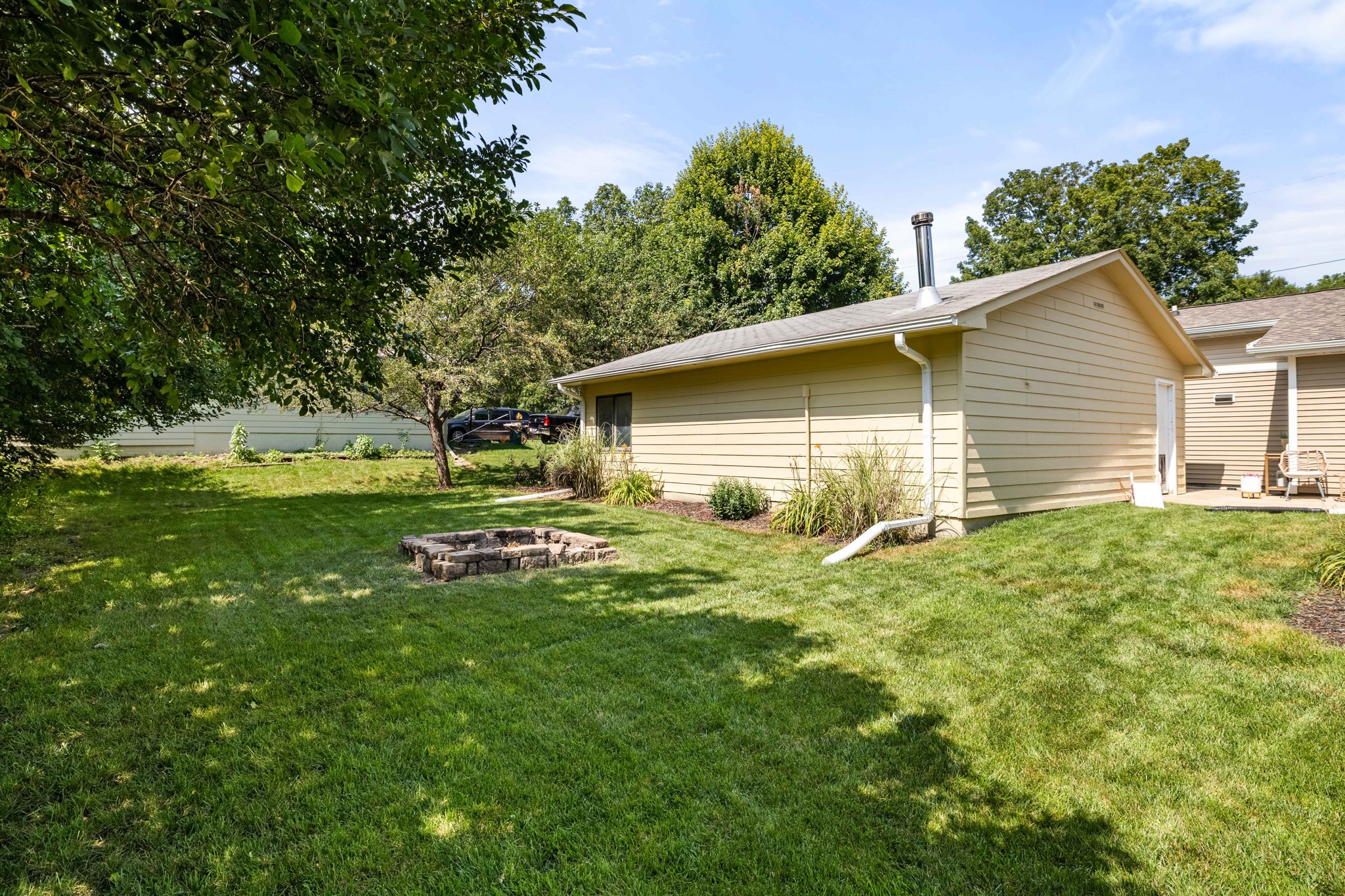 401 Summer Street Property Photo 35