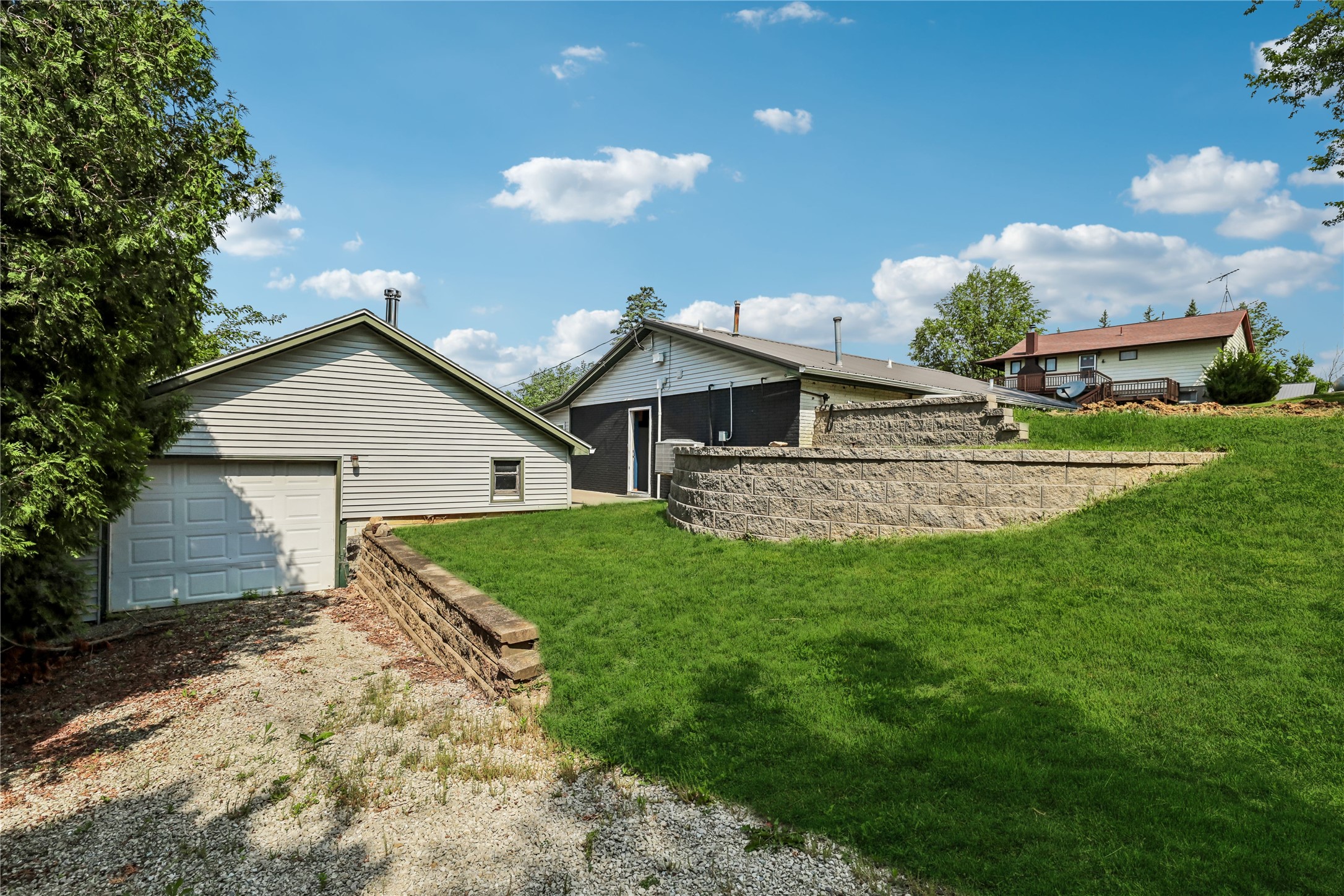 222 Cottage Lane Property Photo 4