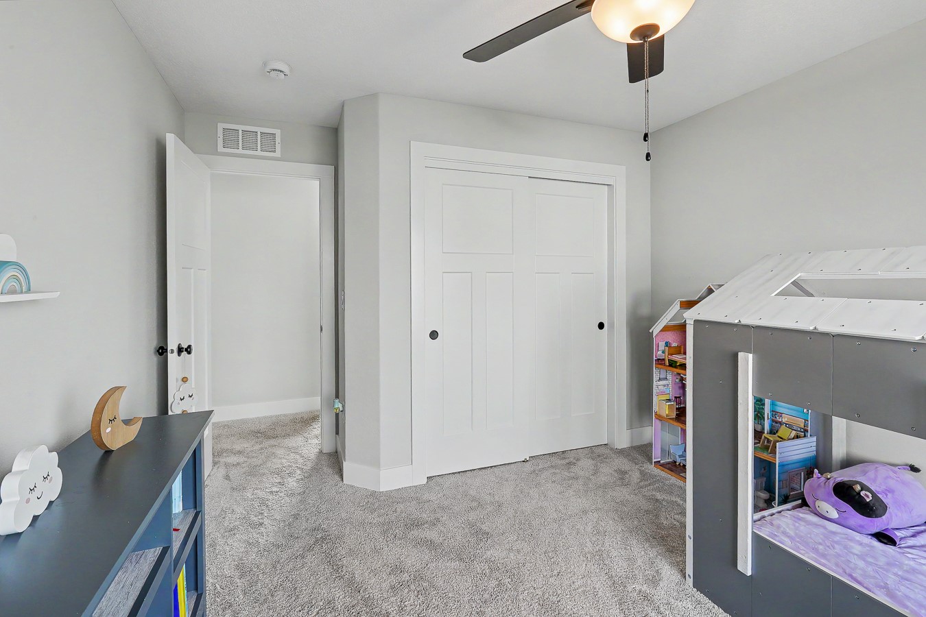 1832 W 3rd Street Property Photo 20