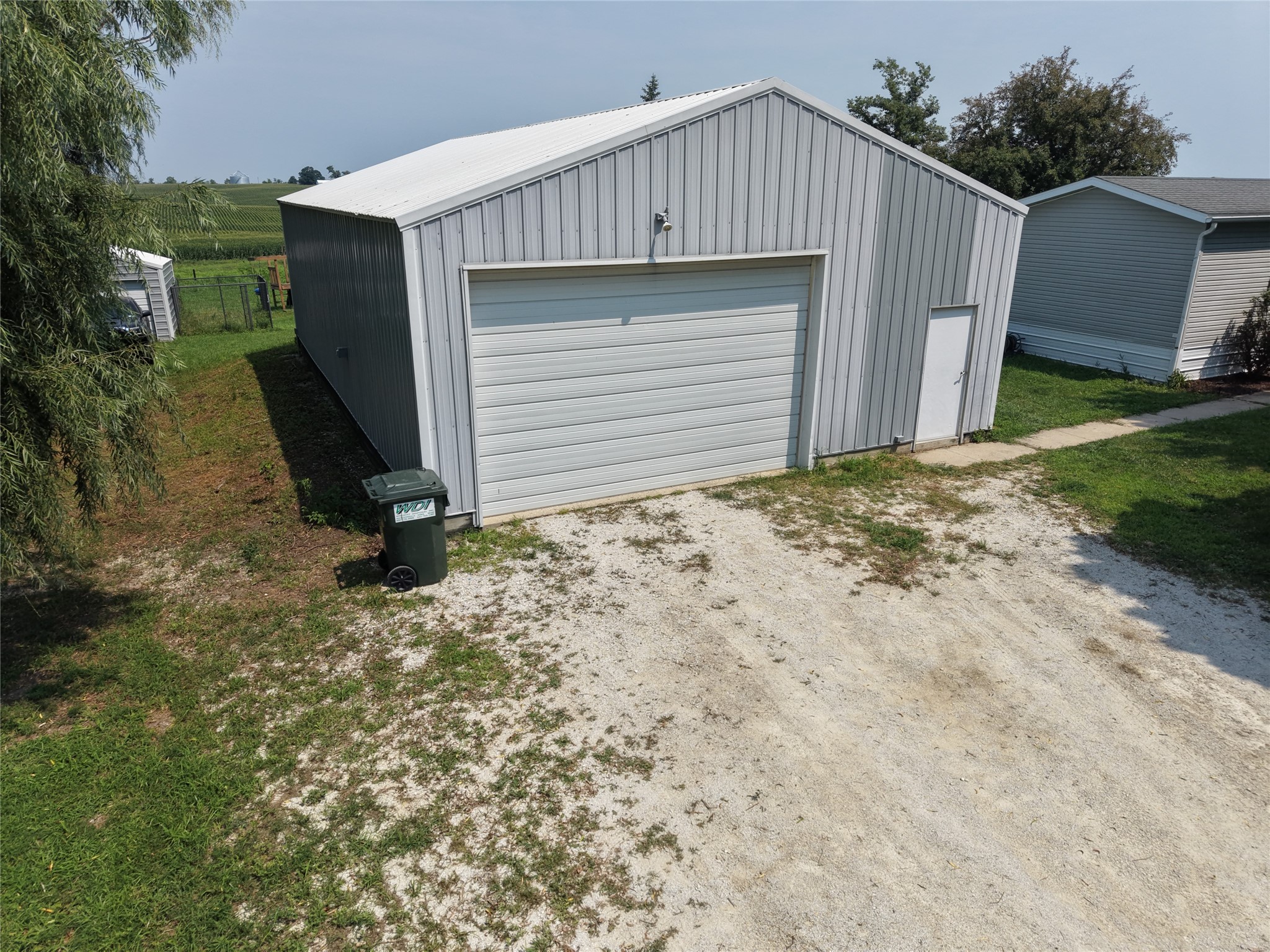 1667 195th Street Property Photo 4