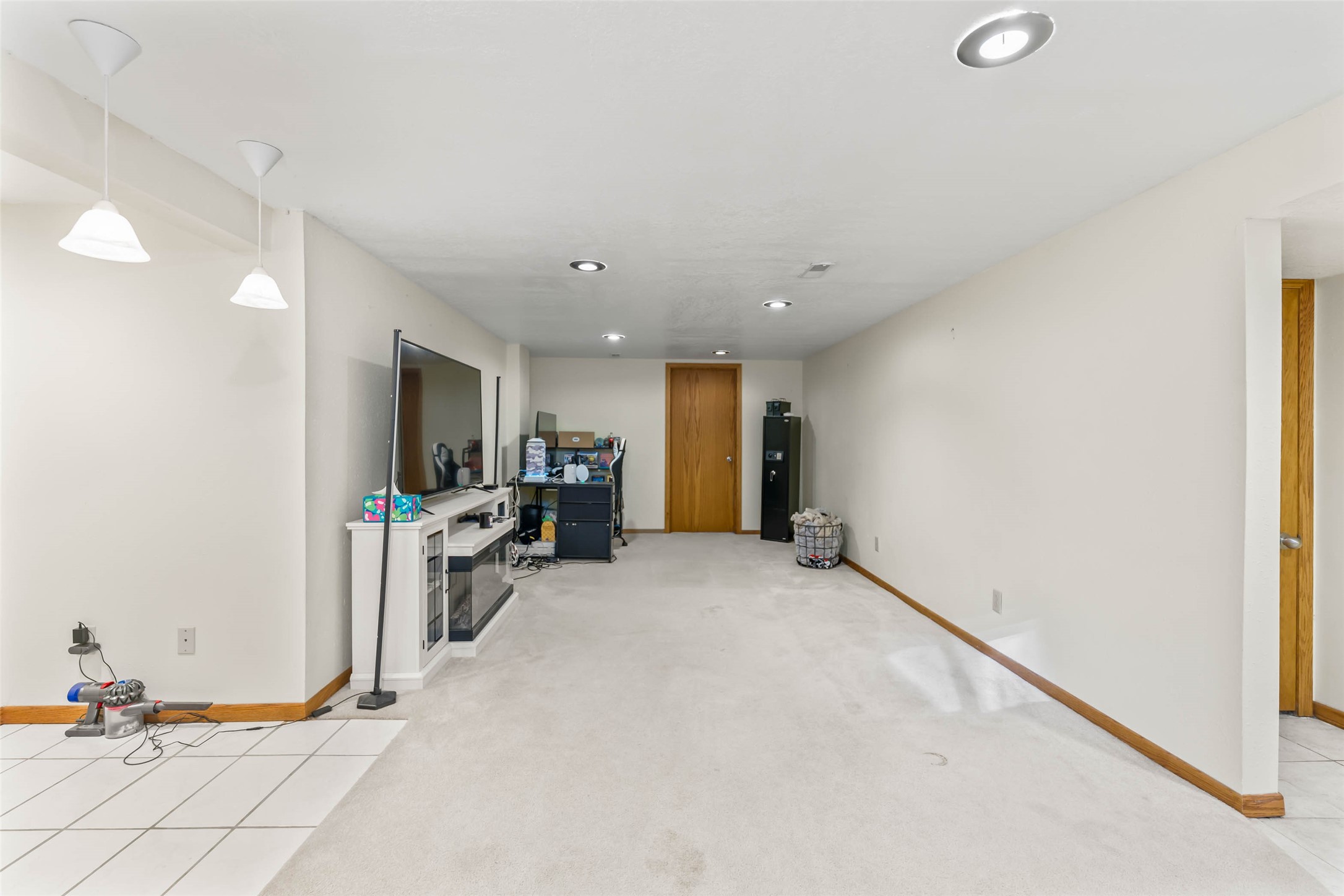 4900 Fairview Drive Property Photo 11