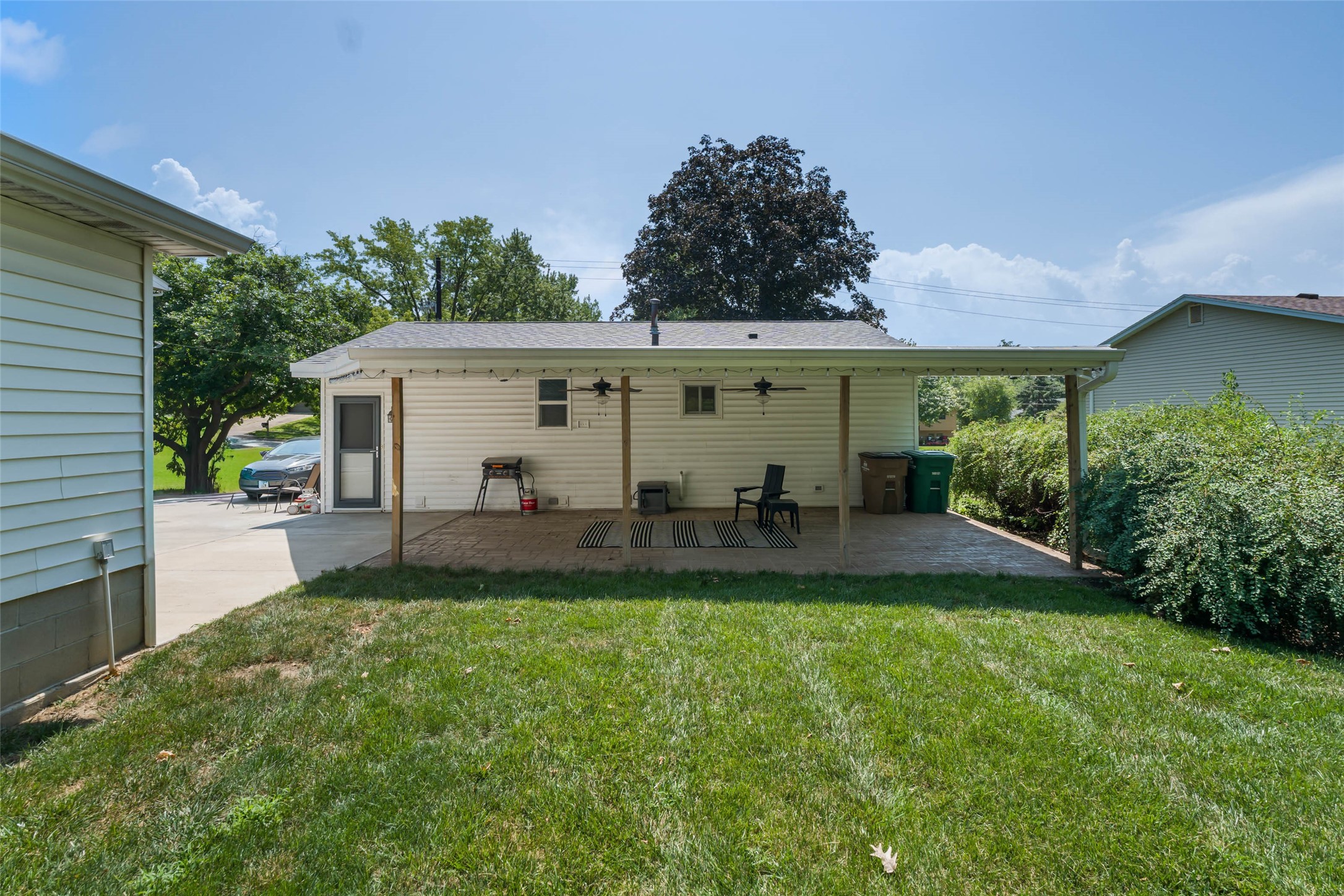 4900 Fairview Drive Property Photo 16