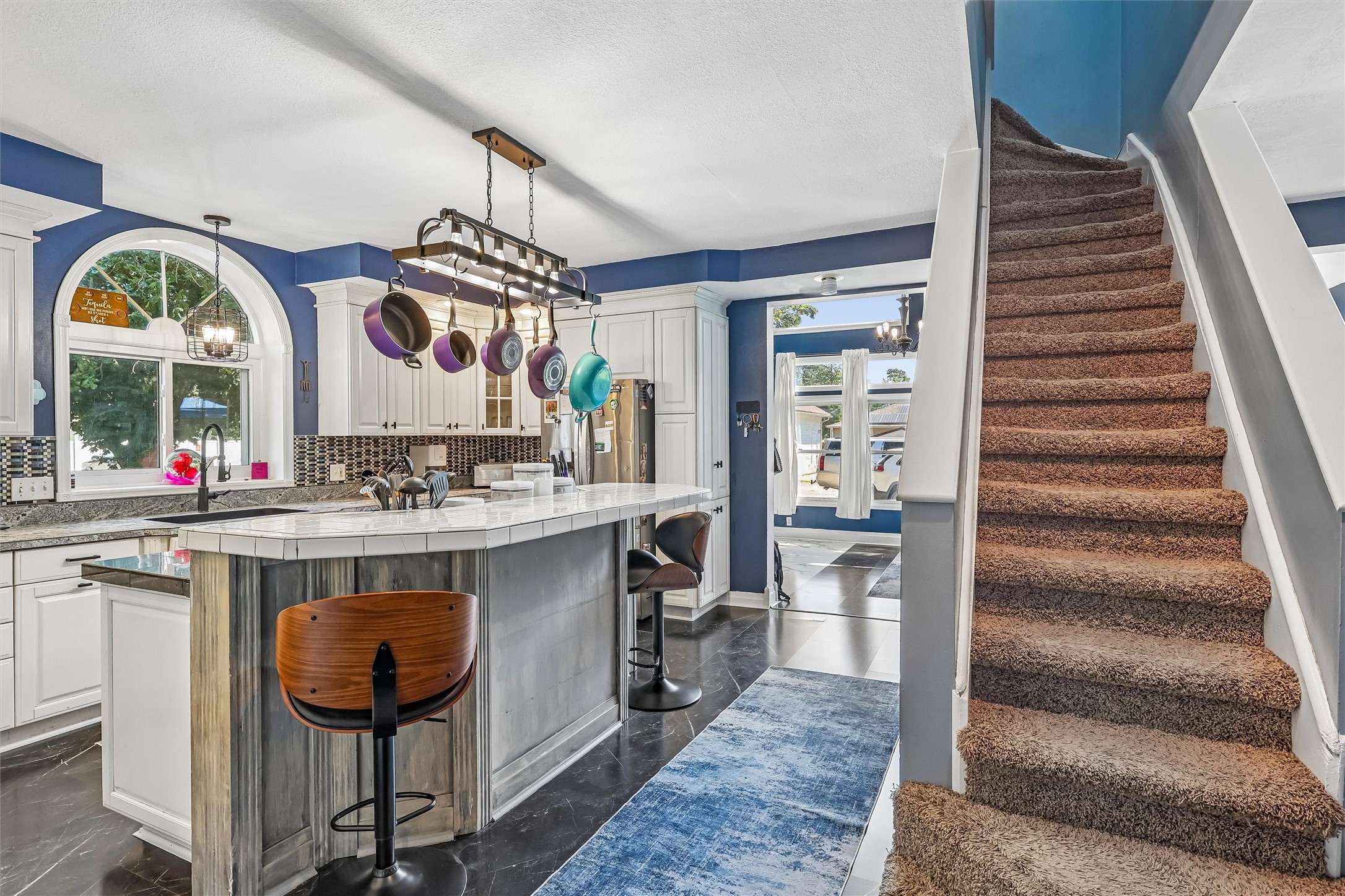 716 E 5th Street N Property Photo 7