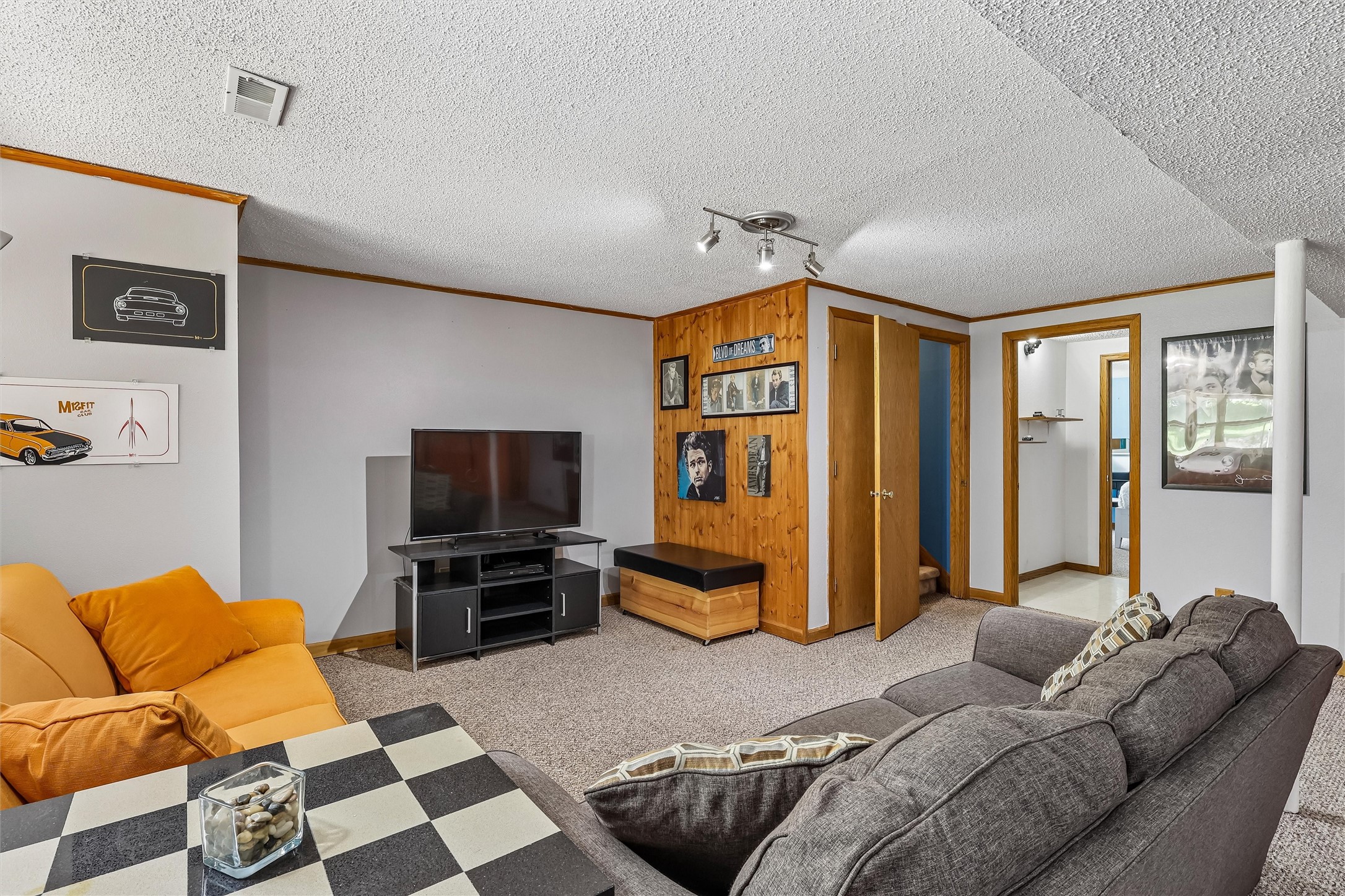 8839 Woodmayr Circle Property Photo 20