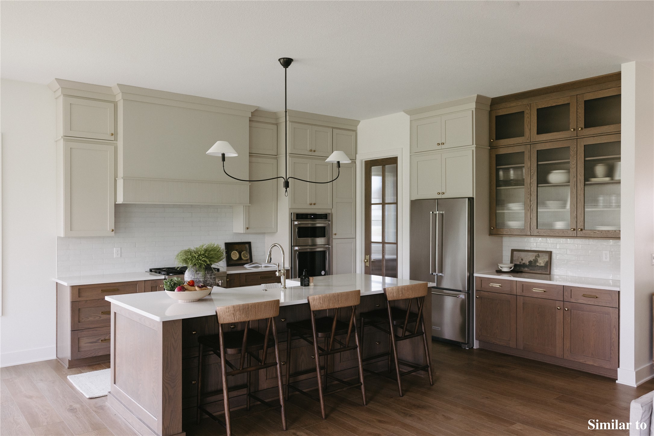 4824 Cartier Avenue Property Photo 7