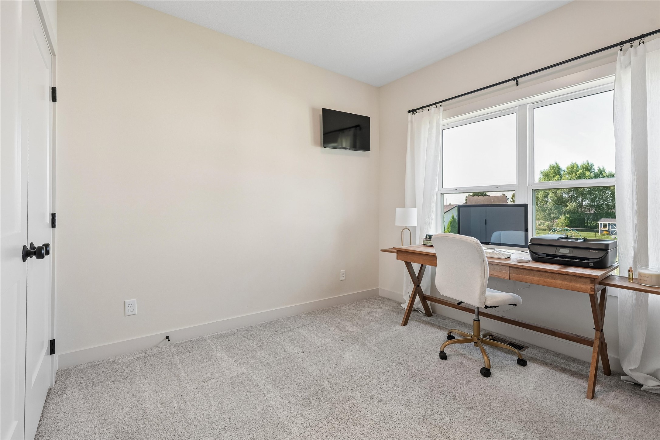 1302 S L Court Property Photo 22