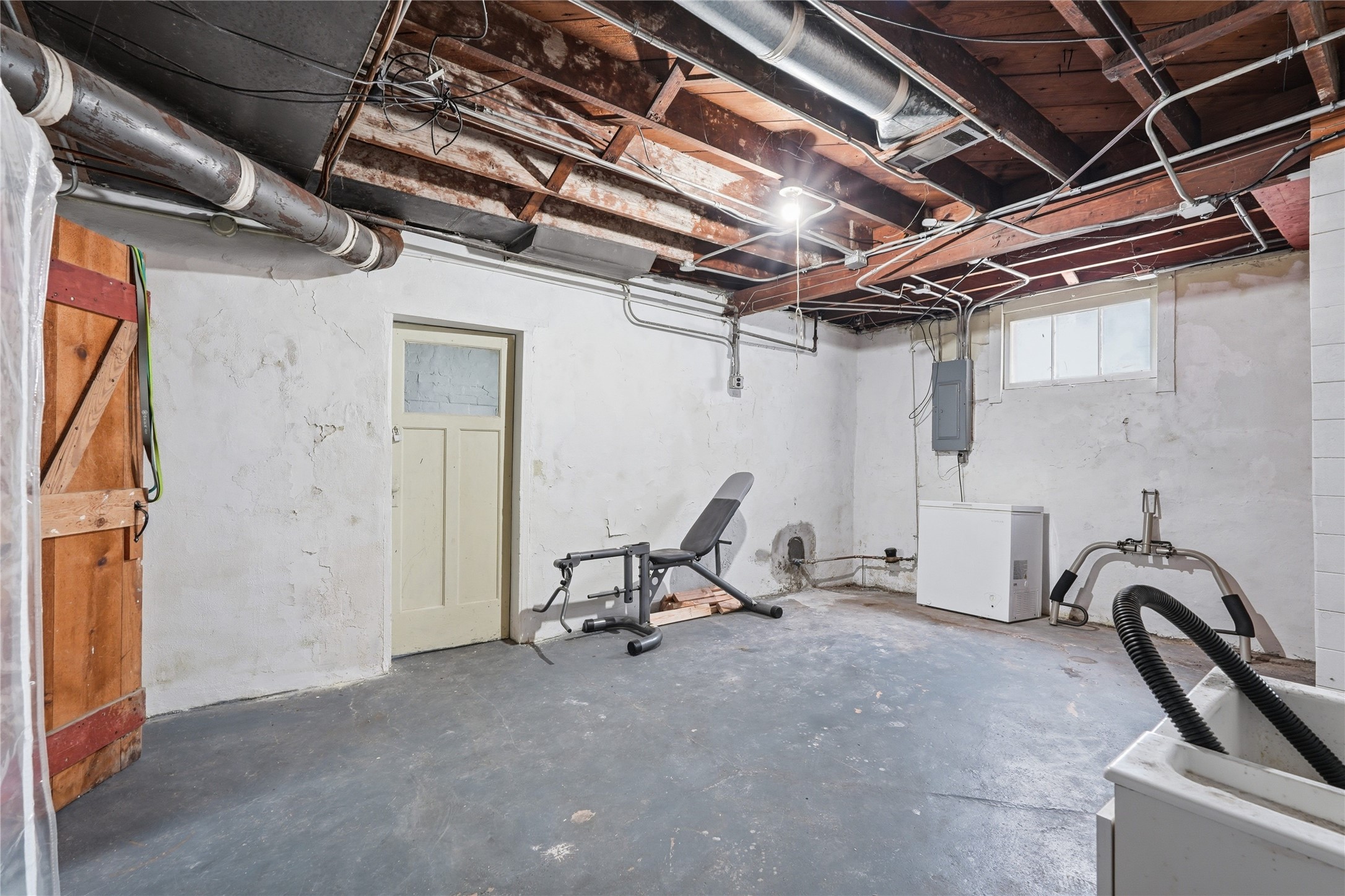 1800 E 32nd Court Property Photo 19