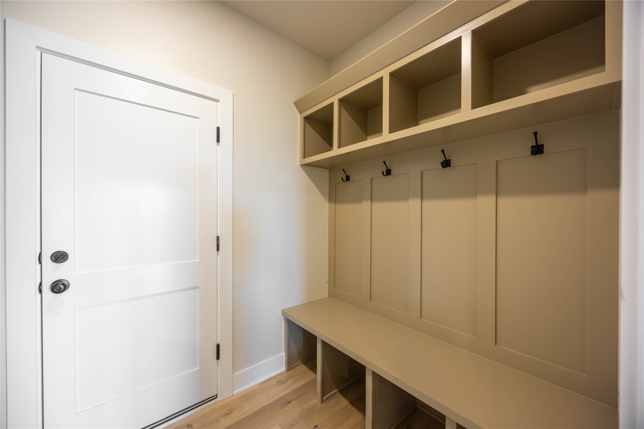 934 Wild Oak Drive Property Photo 12