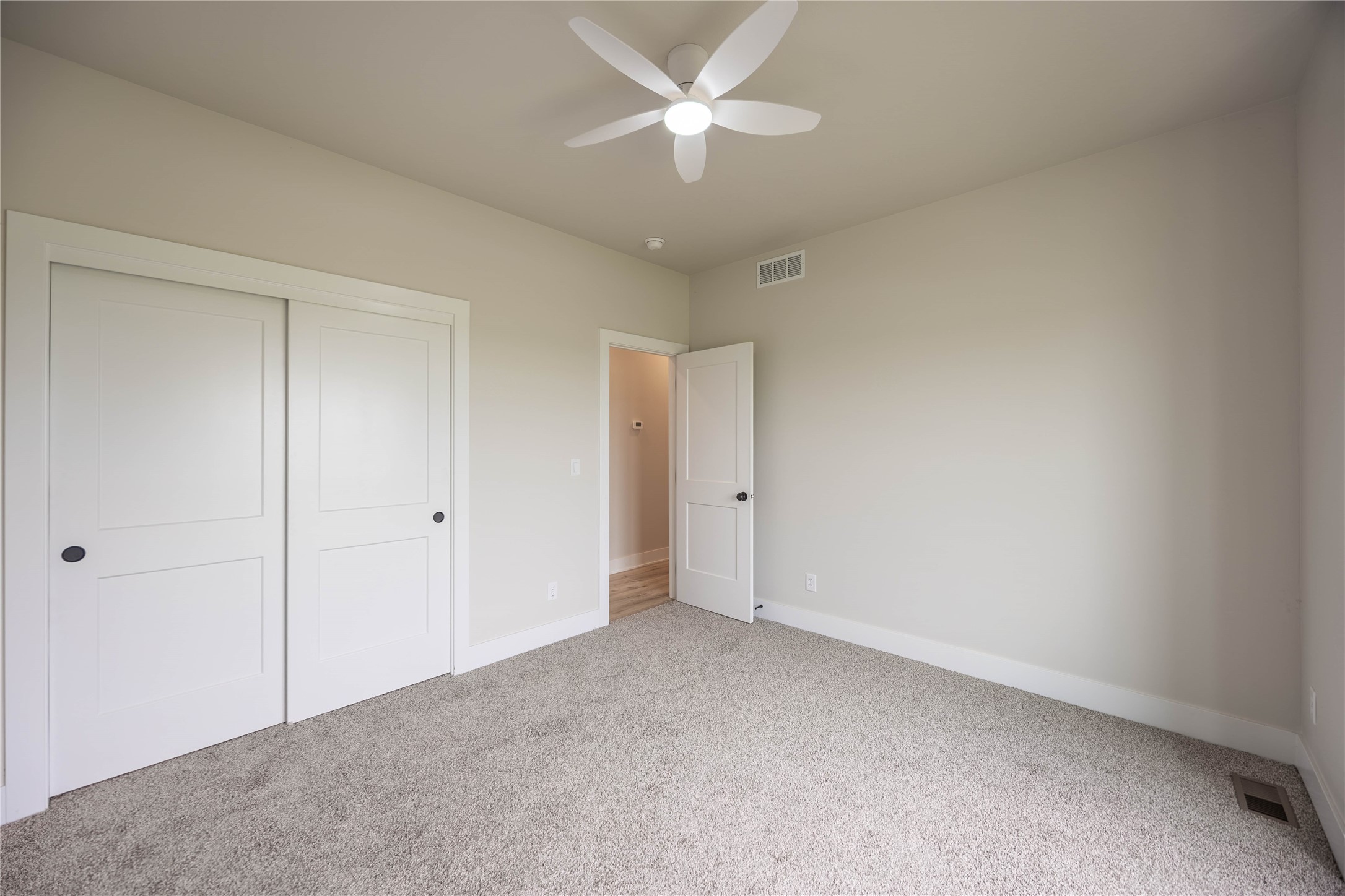 934 Wild Oak Drive Property Photo 18