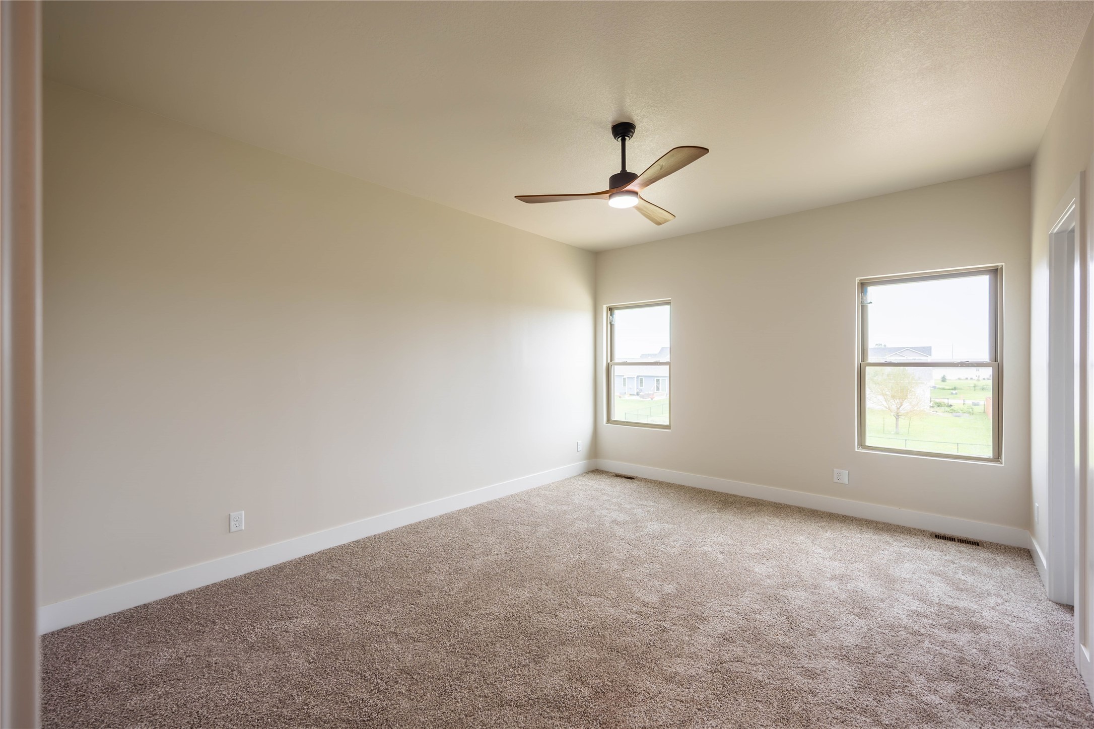 934 Wild Oak Drive Property Photo 19