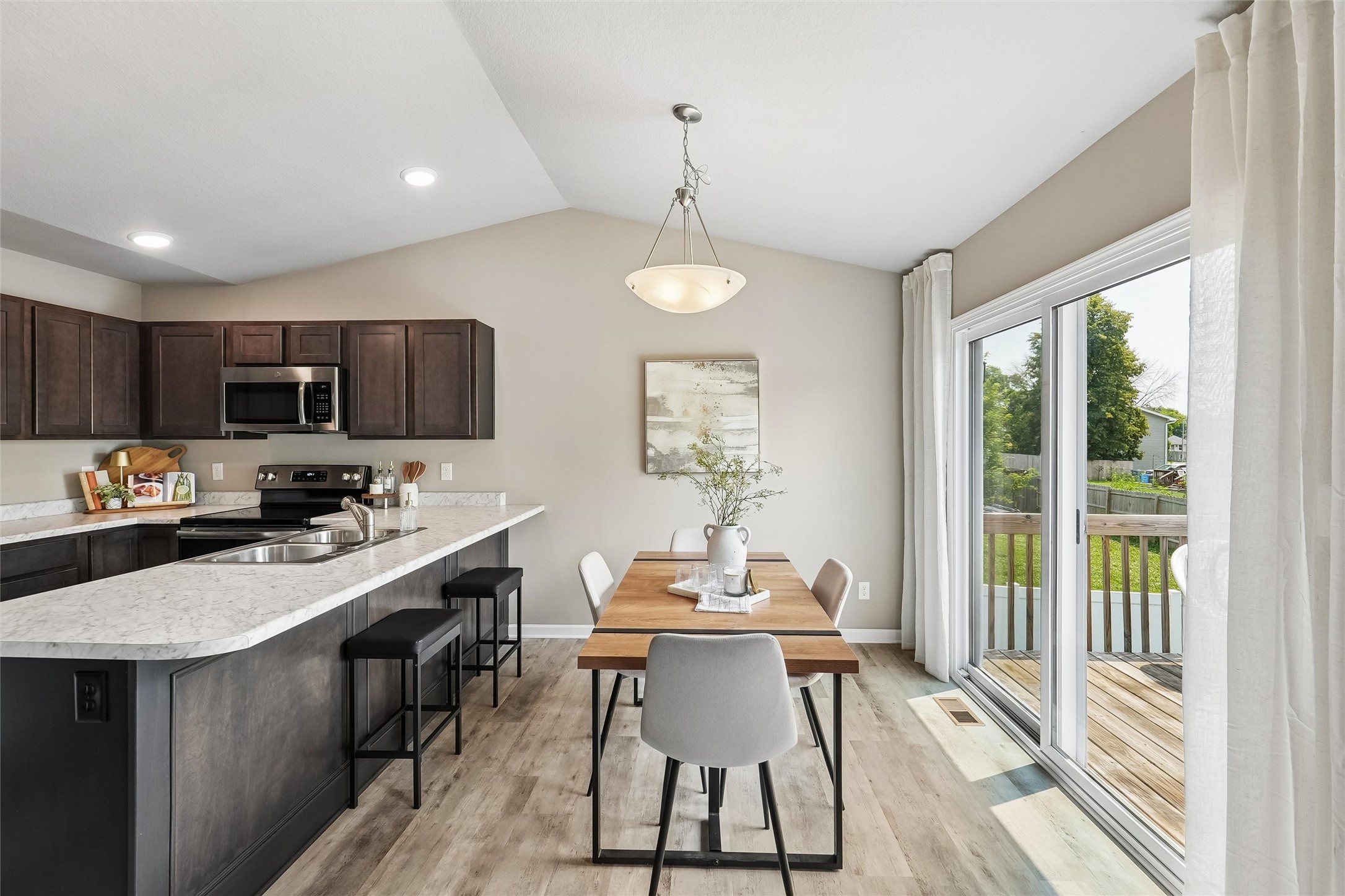 2016 2nd Street Sw Property Photo 7