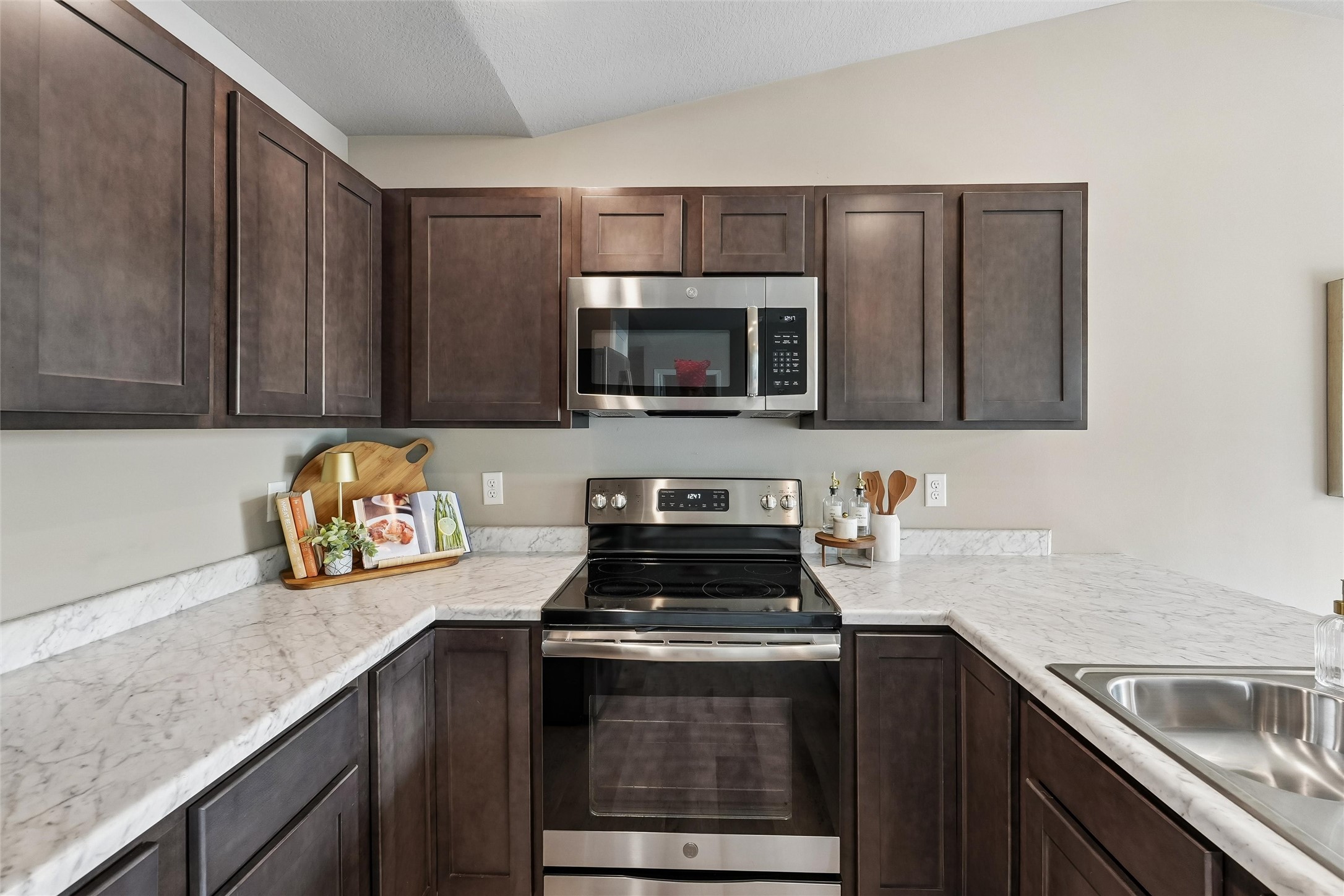 2016 2nd Street Sw Property Photo 11