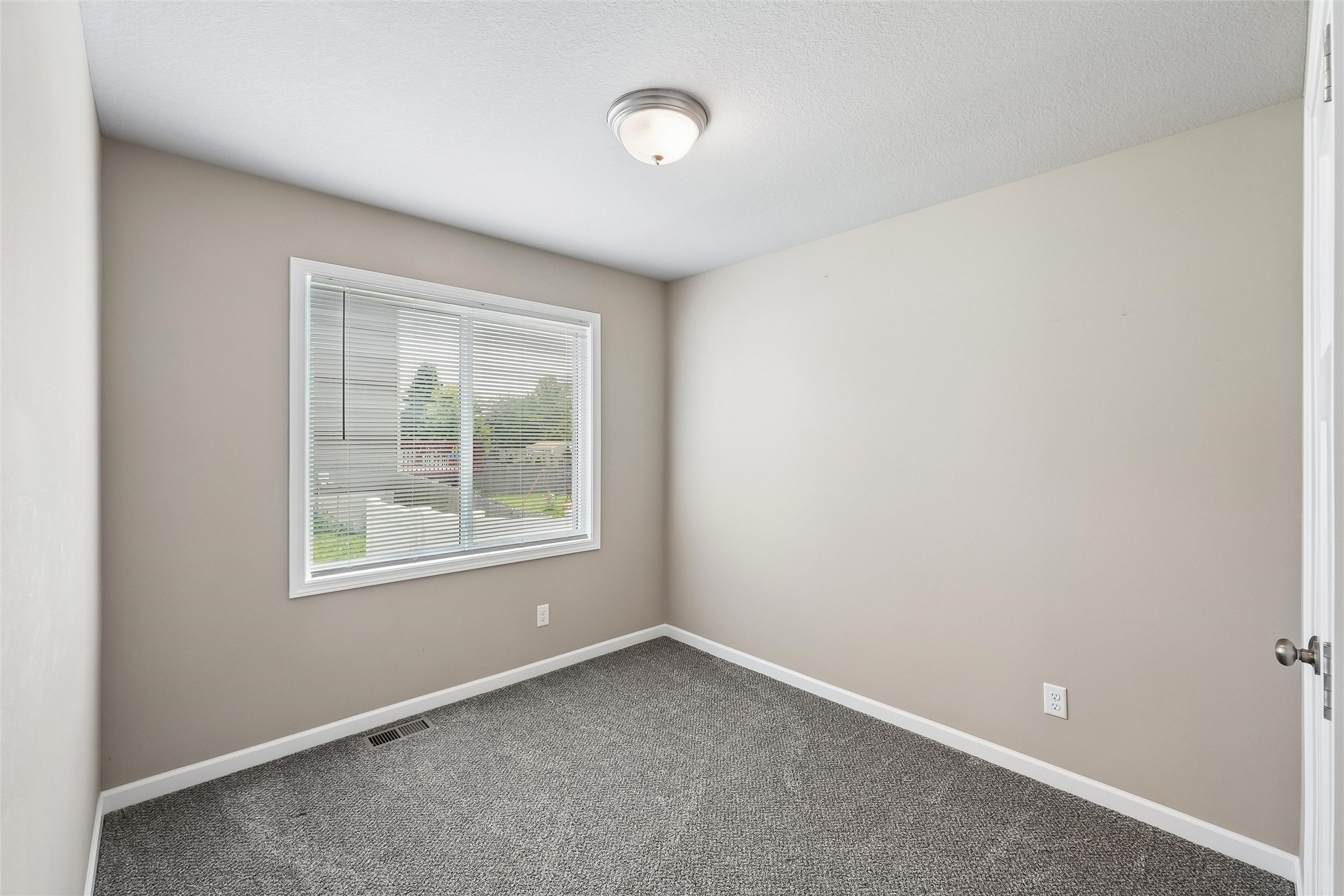 2016 2nd Street Sw Property Photo 20