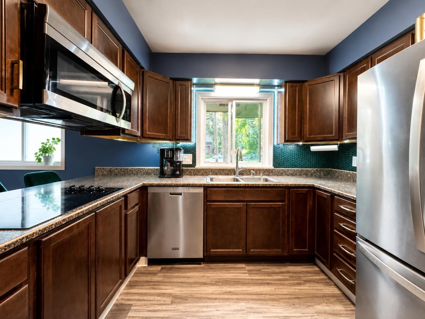 3012 64th Street Property Photo 5