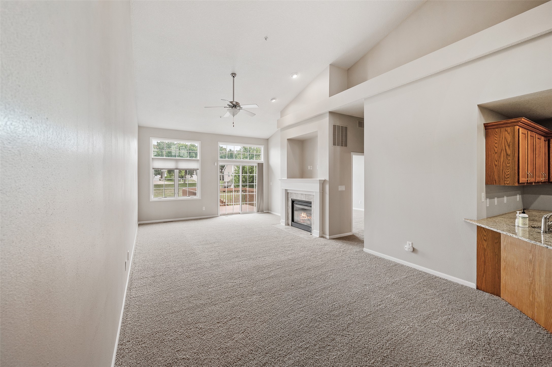 5916 Sapphire Circle Property Photo 18