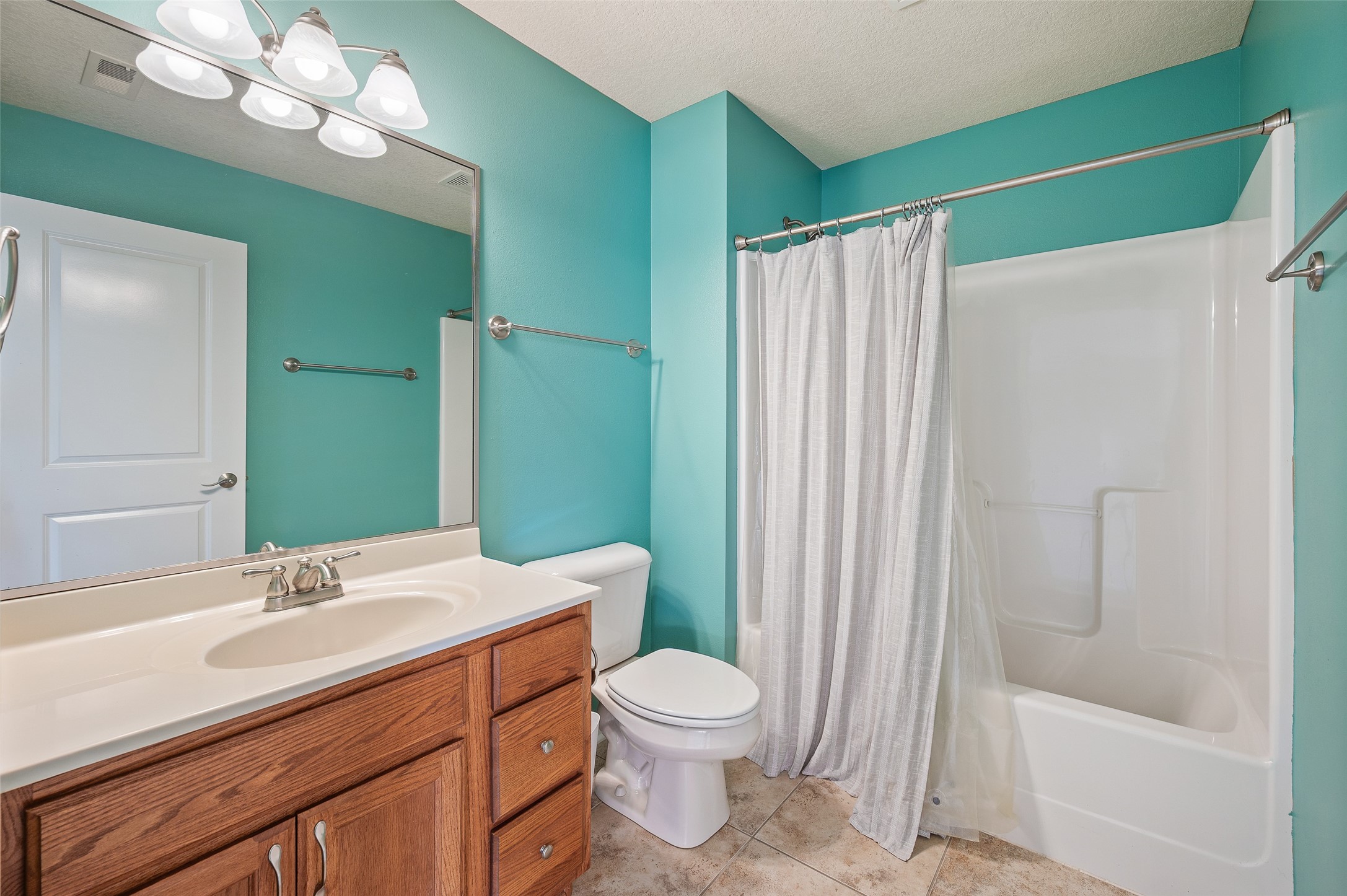 5916 Sapphire Circle Property Photo 34