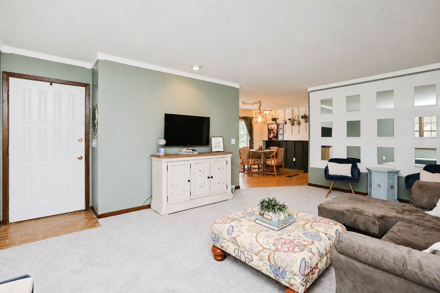 6154 Terrace Drive Property Photo 3
