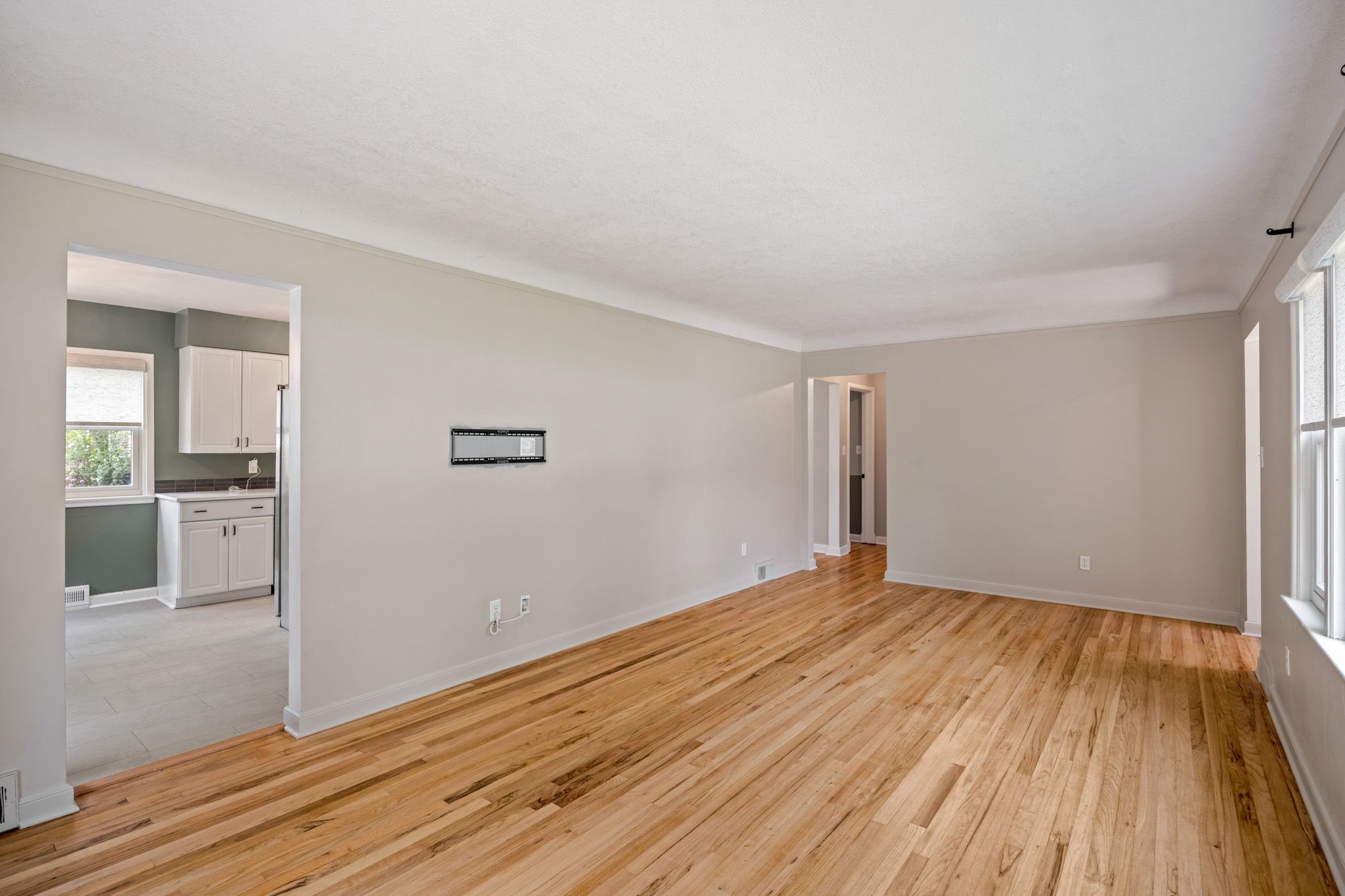 4046 39th Place Property Photo 5
