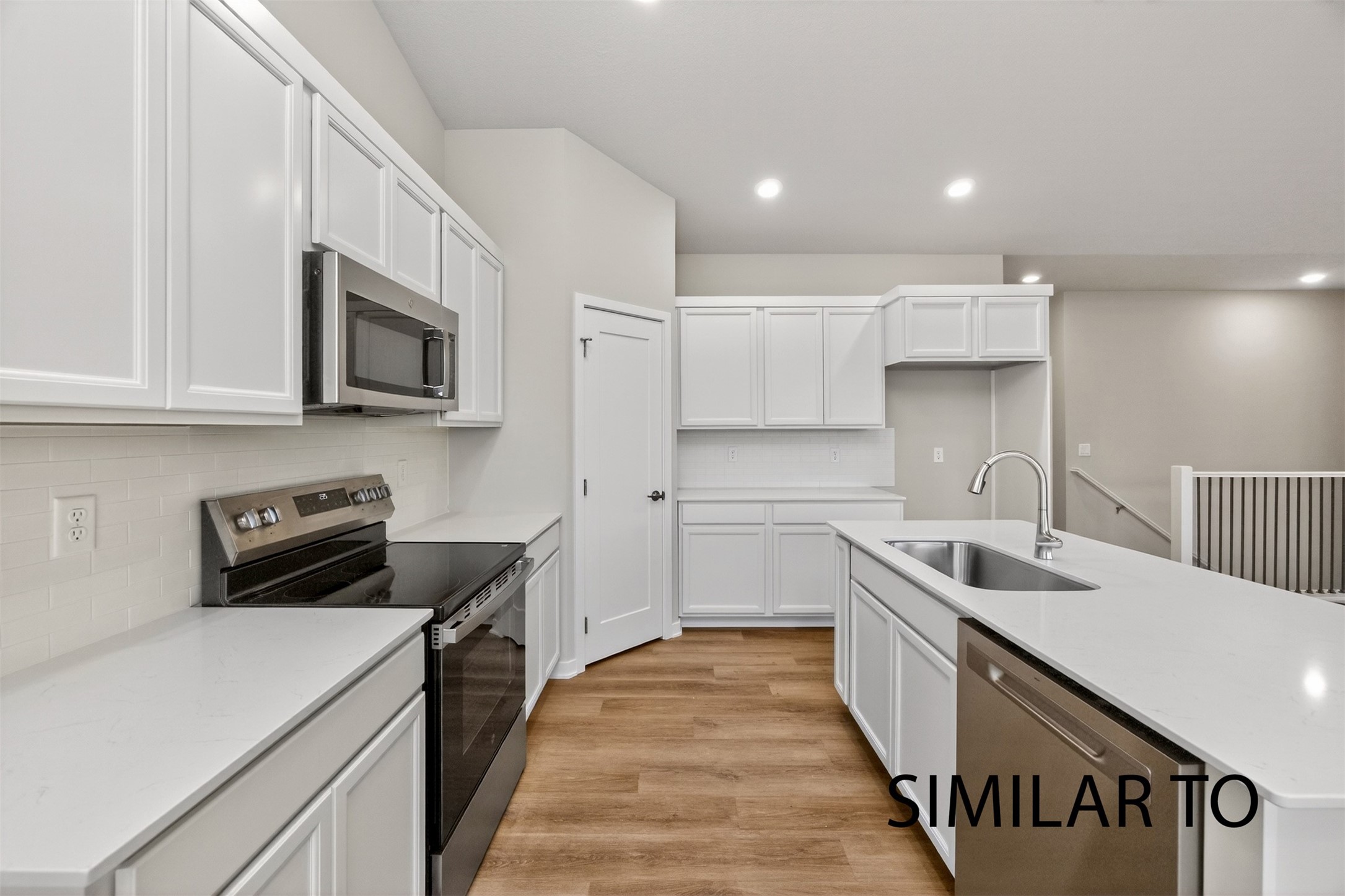 2912 Myron Street Property Photo 17