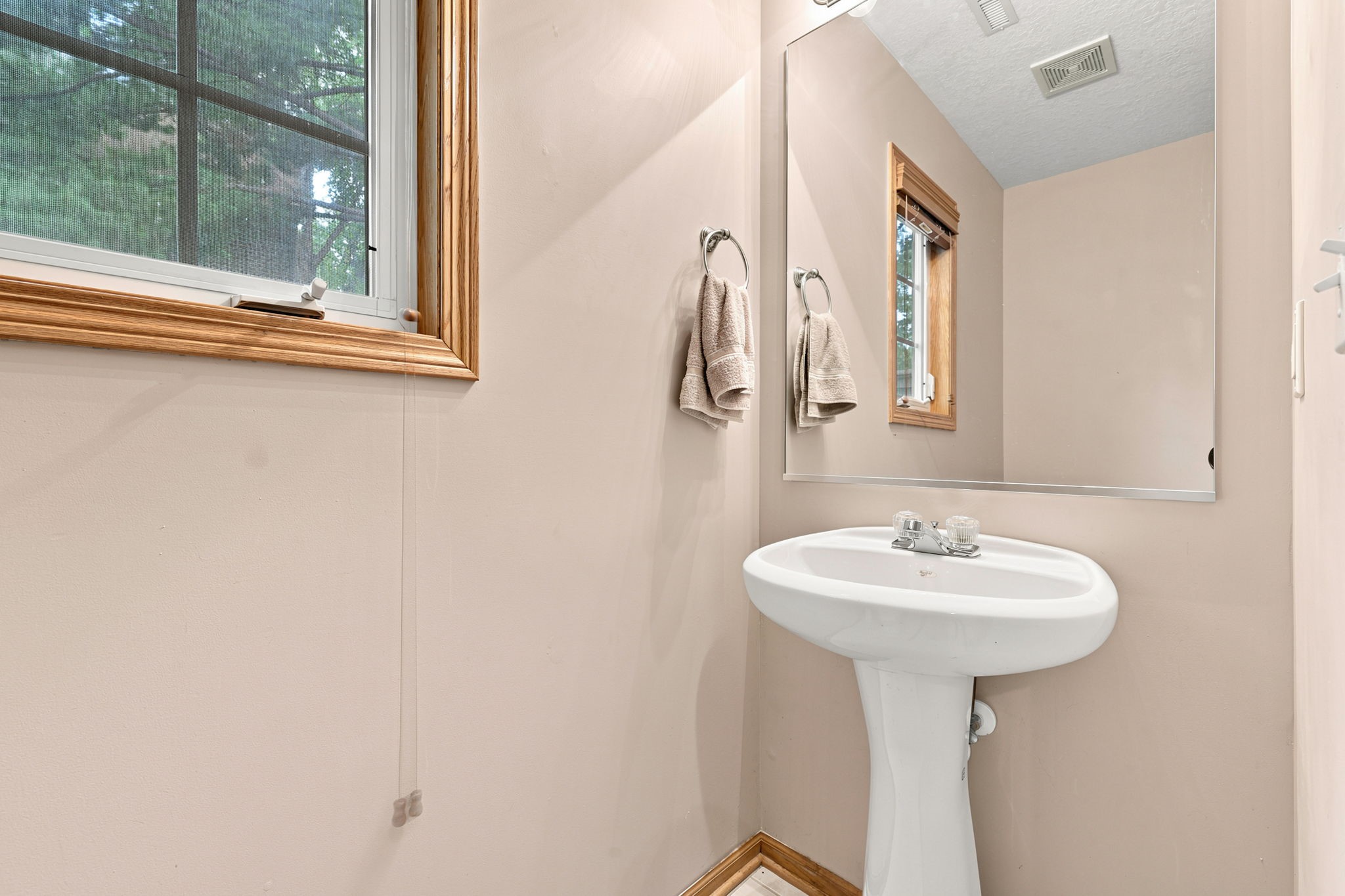 6001 Creston Avenue 52 Property Photo 19