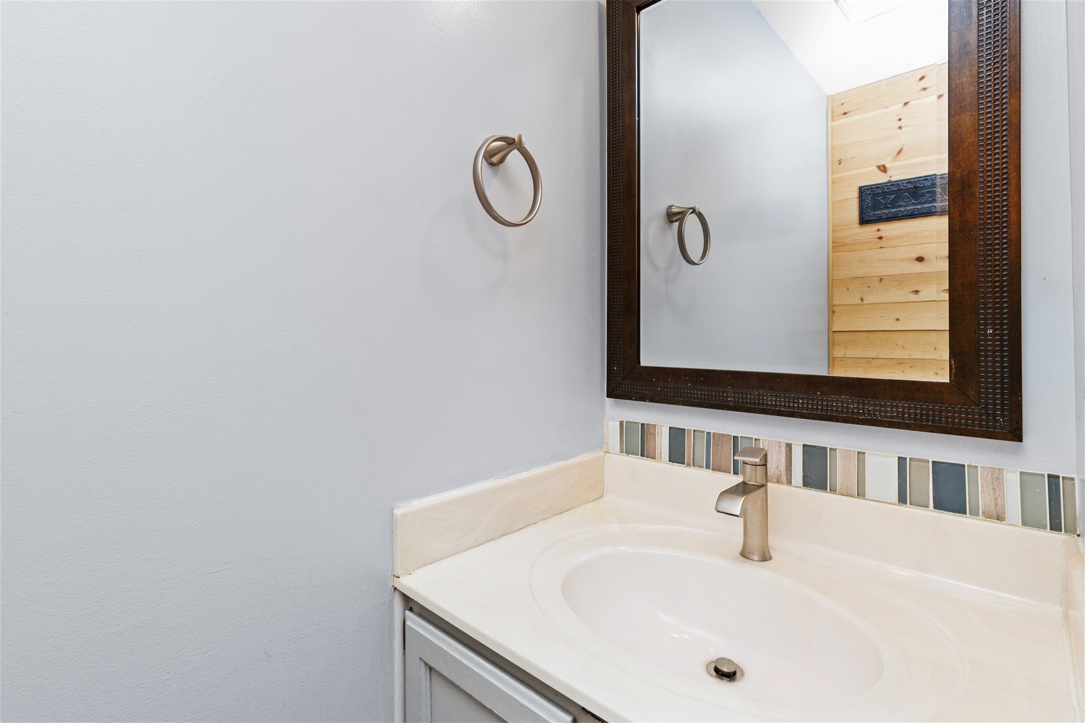 1302 Richard George Drive Property Photo 13