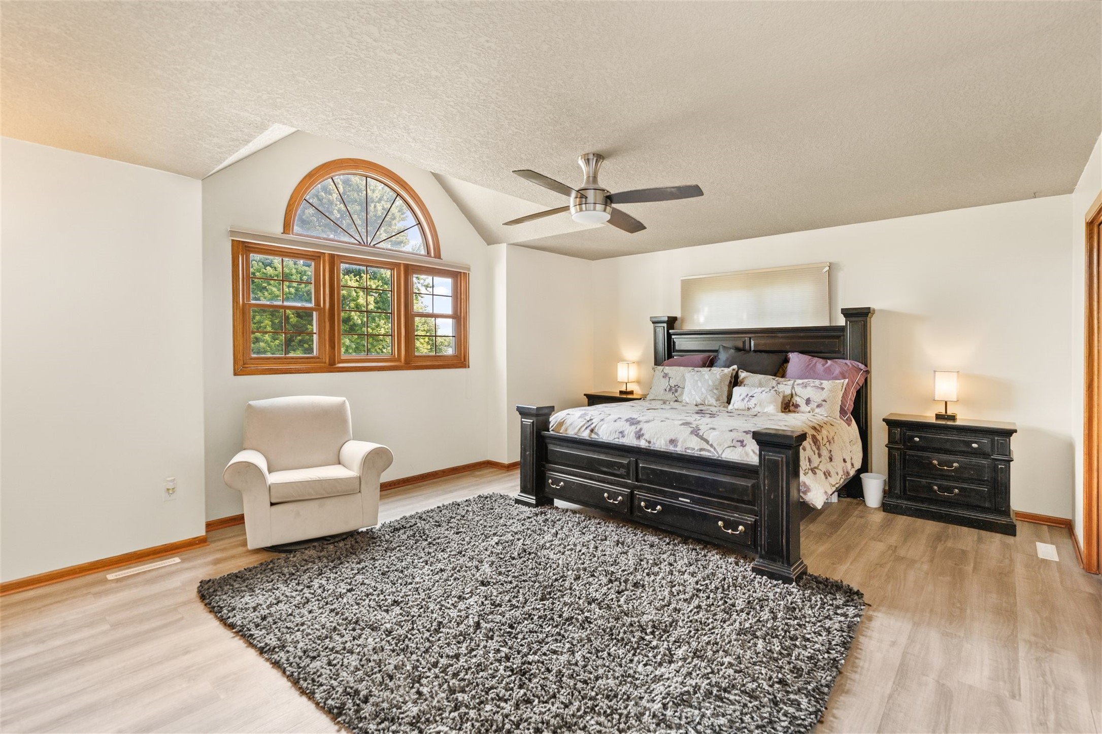 1302 Richard George Drive Property Photo 14