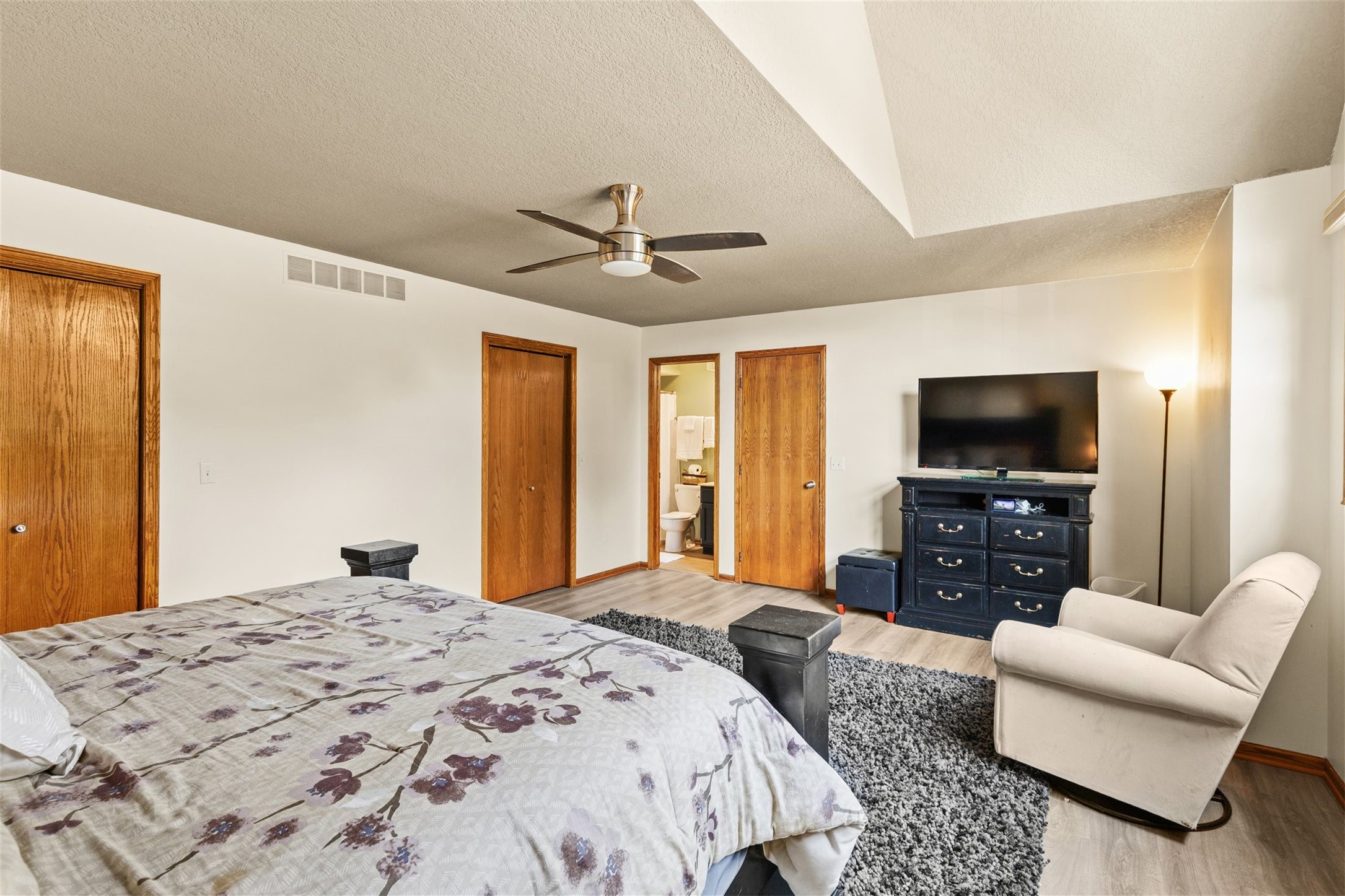 1302 Richard George Drive Property Photo 15