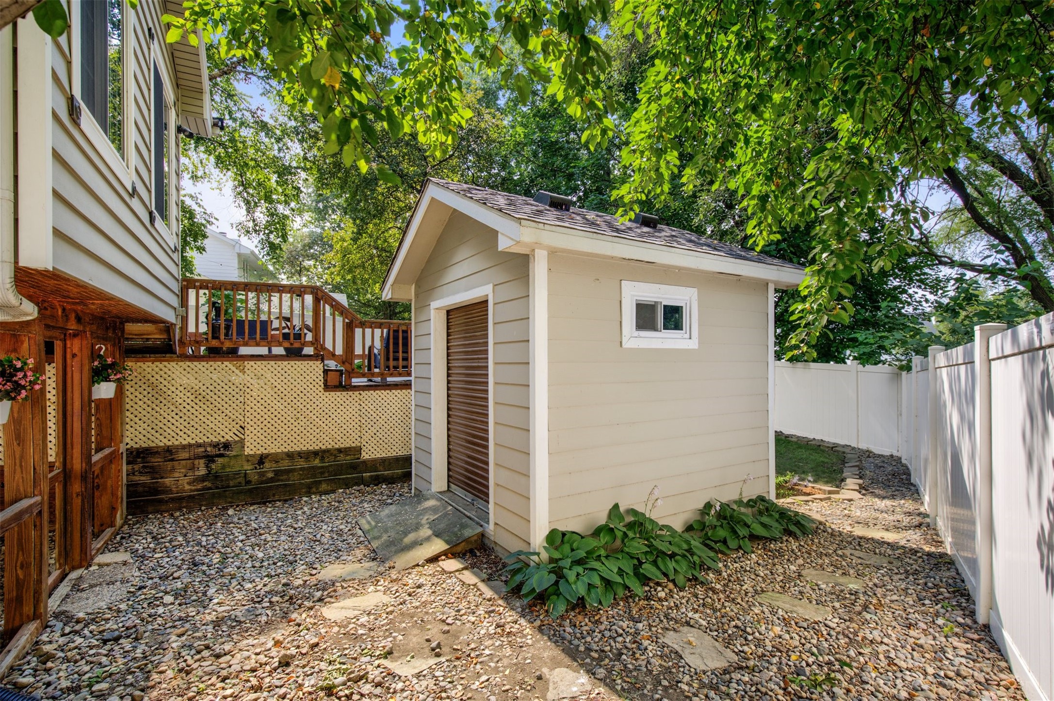 1302 Richard George Drive Property Photo 32