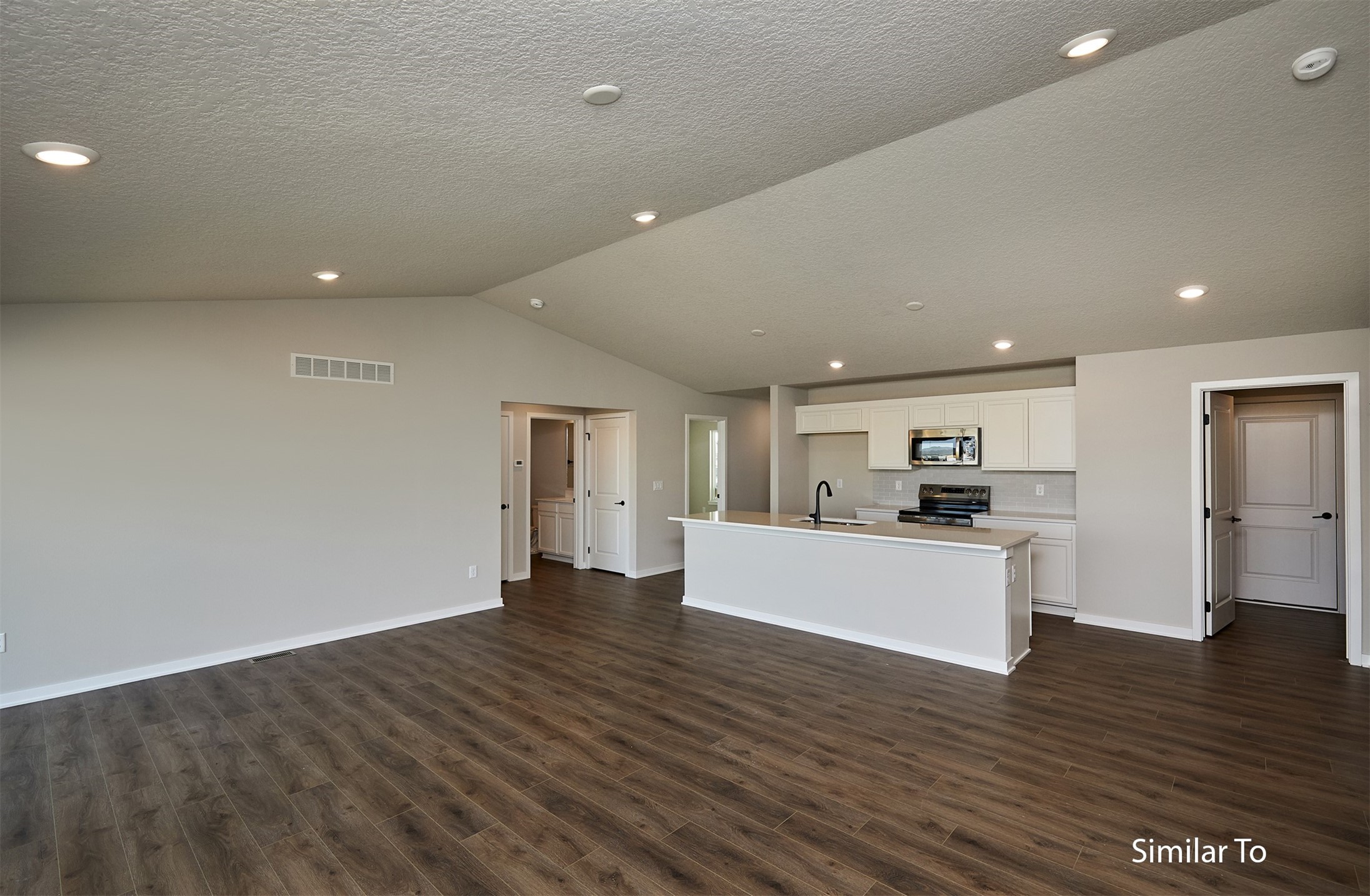 2411 Spruce Street Property Photo 6