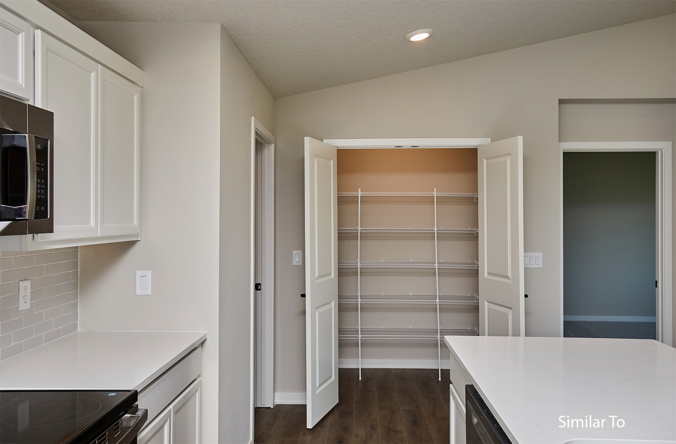 2411 Spruce Street Property Photo 12