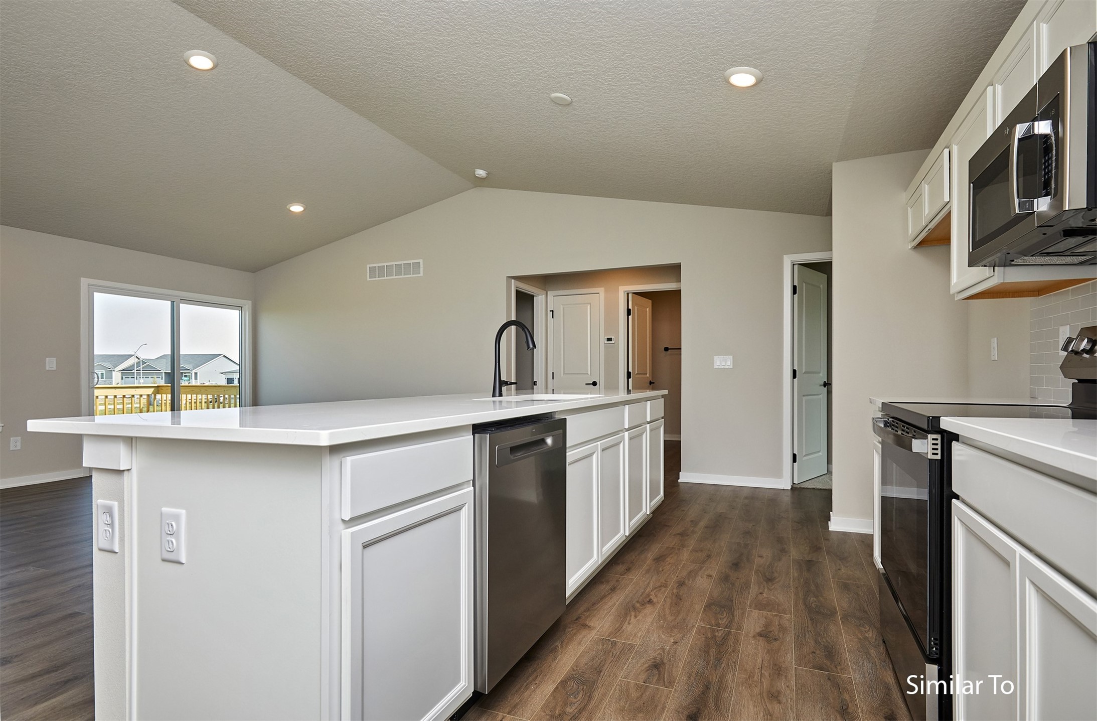2411 Spruce Street Property Photo 14